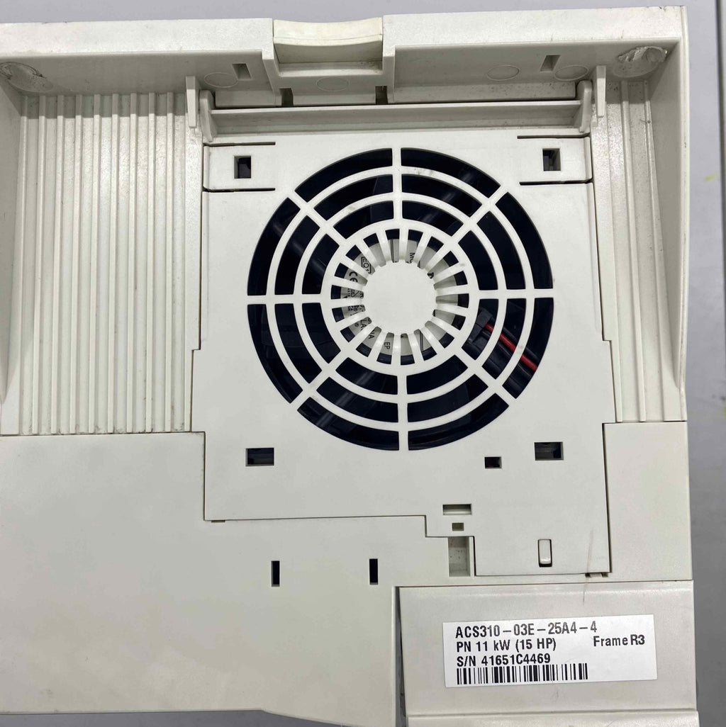ABB ACS310-03E-25A4-4 11KW 380V SÜRÜCÜ