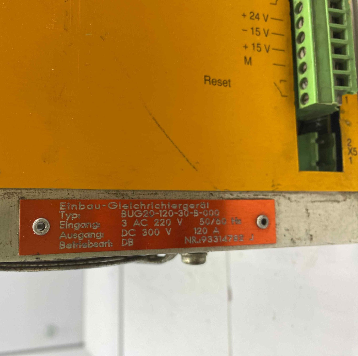 BAUMÜLLER BUG20-120-30-B-000 120A 3*220V POWER SUPPLY SERVO SÜRÜCÜ