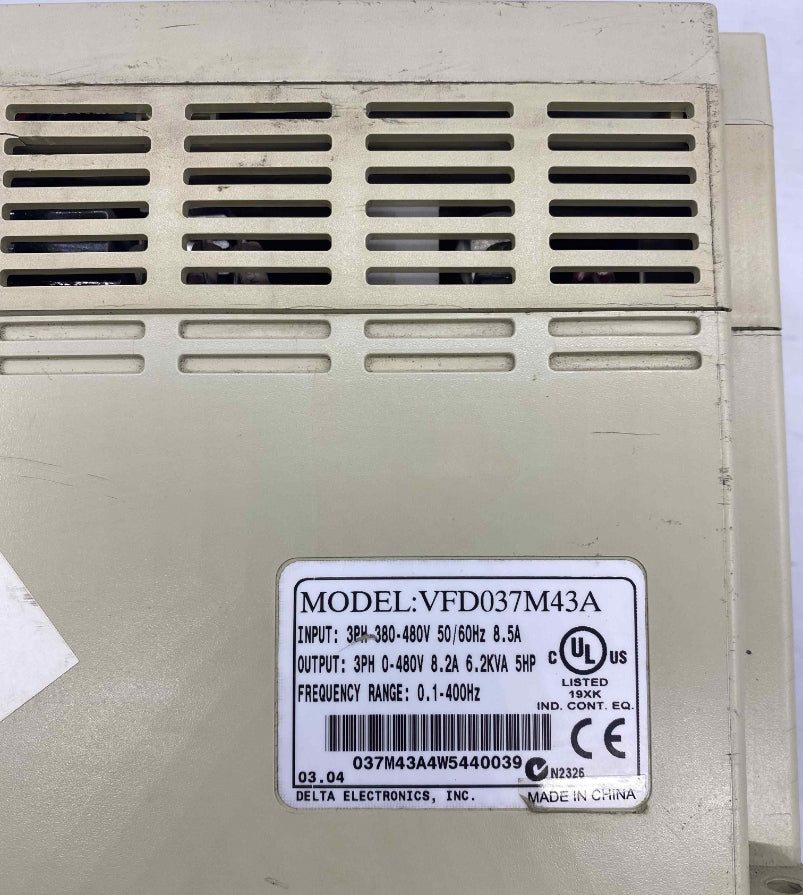 DELTA VFD037M43A  3.7KW 380V  SÜRÜCÜ