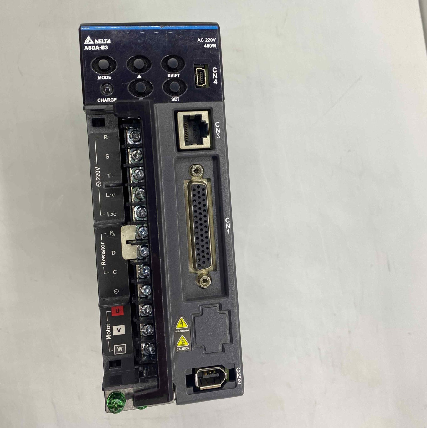 DELTA ASD-B3-0421-L 0.40KW 220V SERVO SÜRÜCÜ