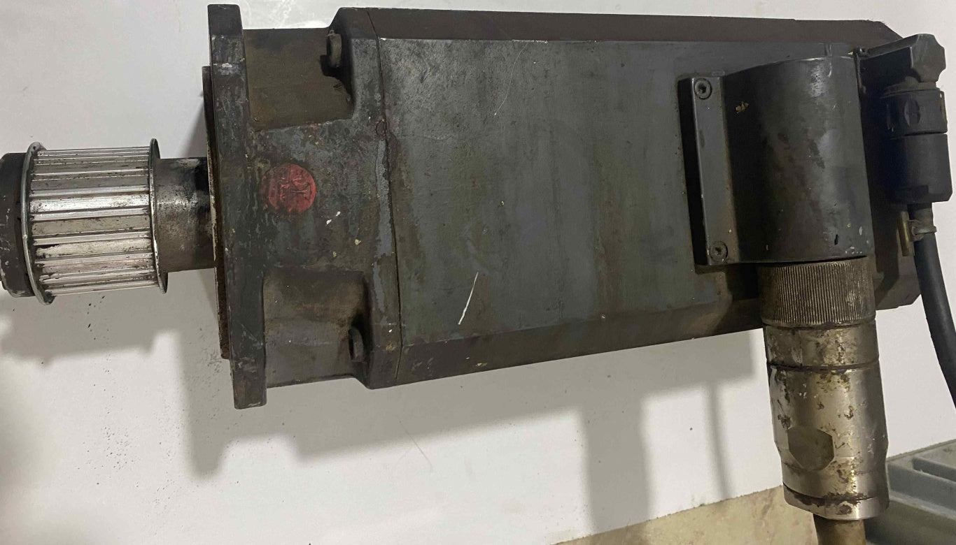 SIEMENS 1FT6086-1AF71-1AG0 SERVO MOTOR