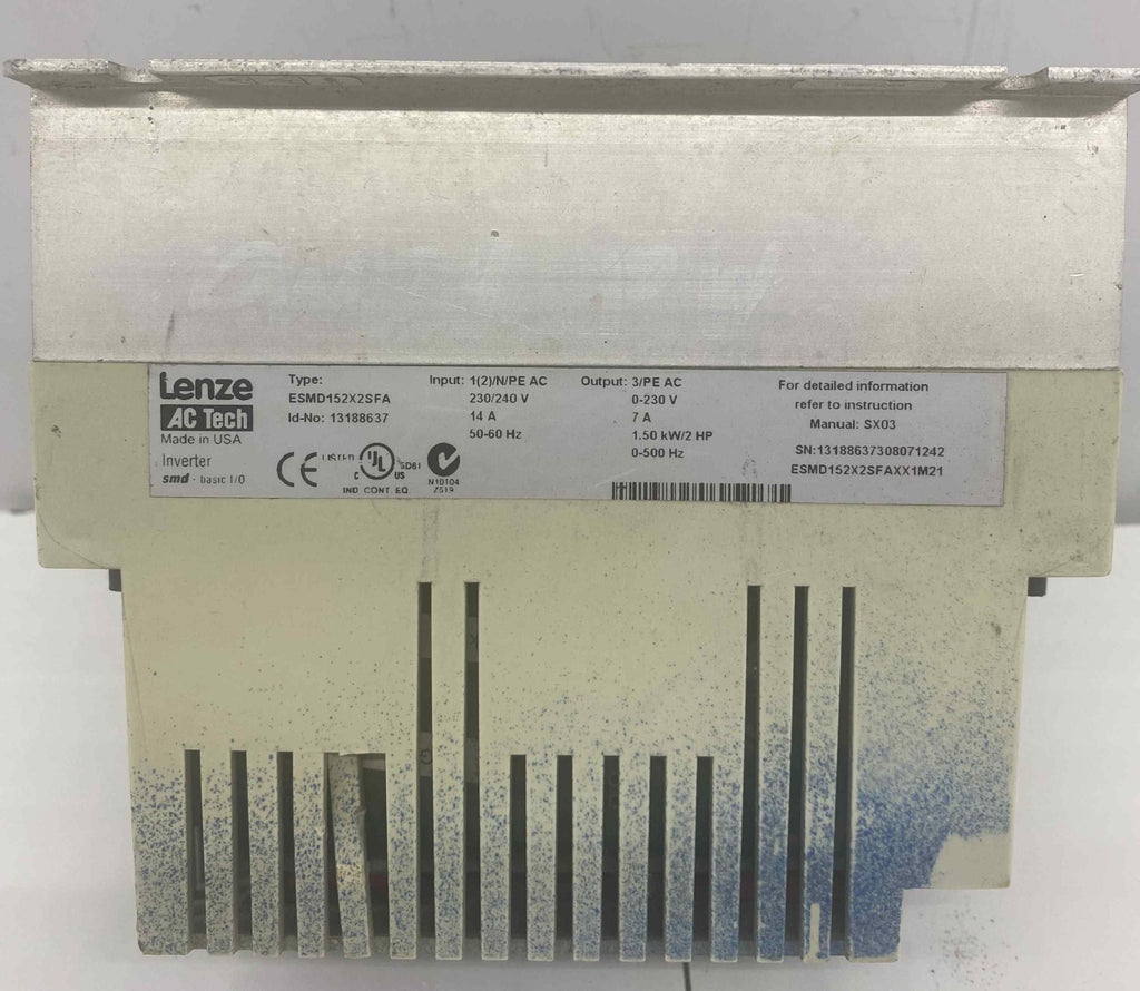 LENZE ESMD152X2SFA  1.5KW 220V  SÜRÜCÜ