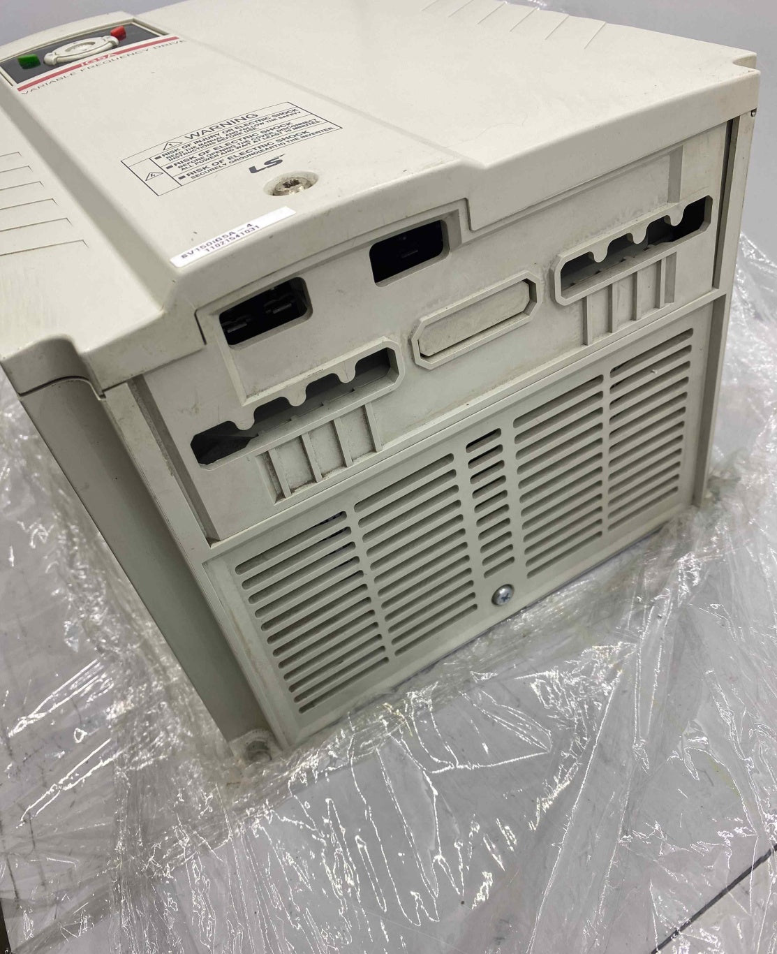 LS SV150İG5A-4 15KW 380V SÜRÜCÜ