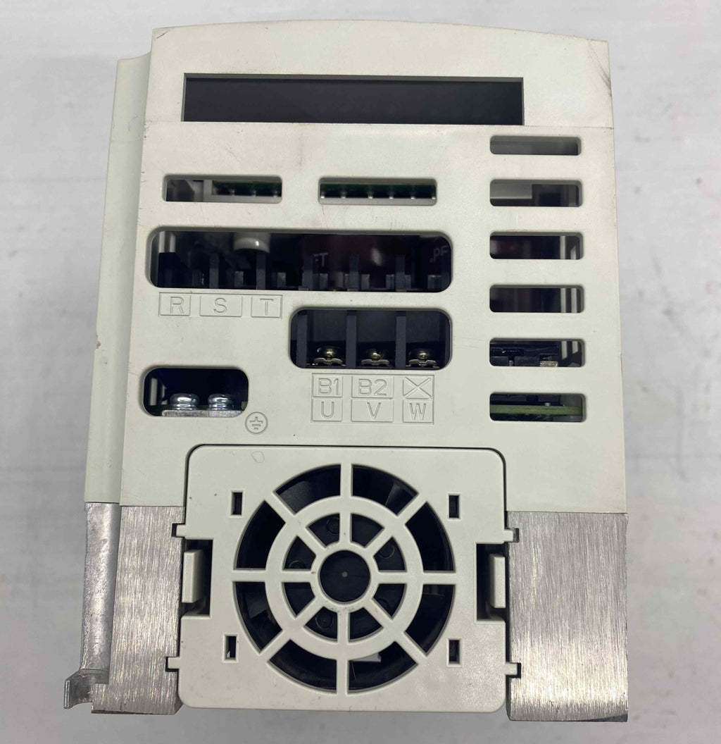 LS SV015İG5A-4  1.5KW 380V  SÜRÜCÜ