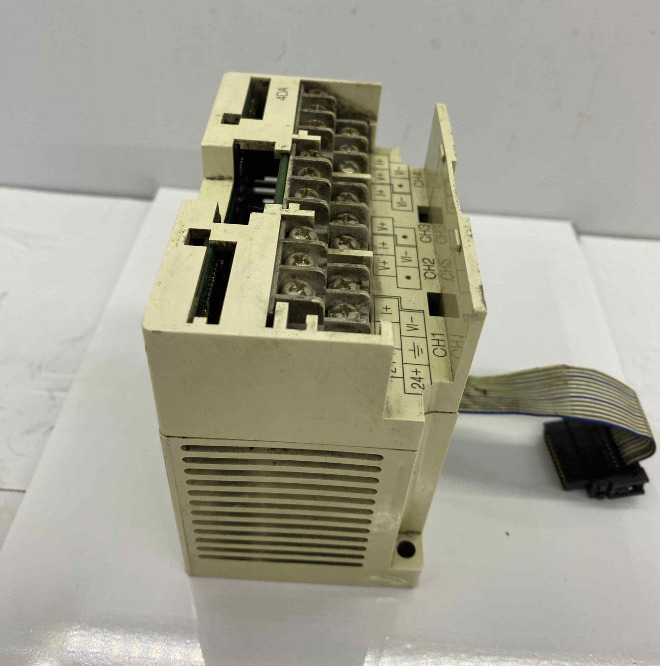 MITSUBISHI FX2N-4DA  PLC