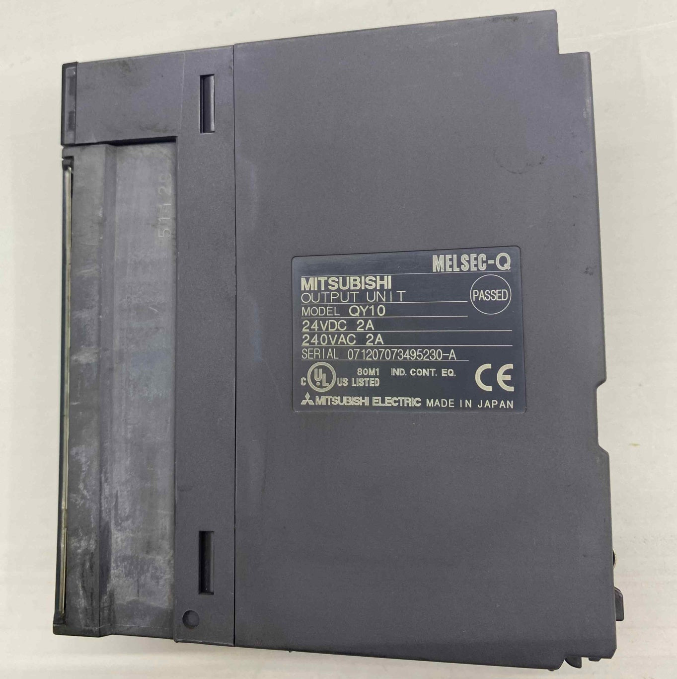 MITSUBISHI QY10 DİGİTAL OUTPUT PLC