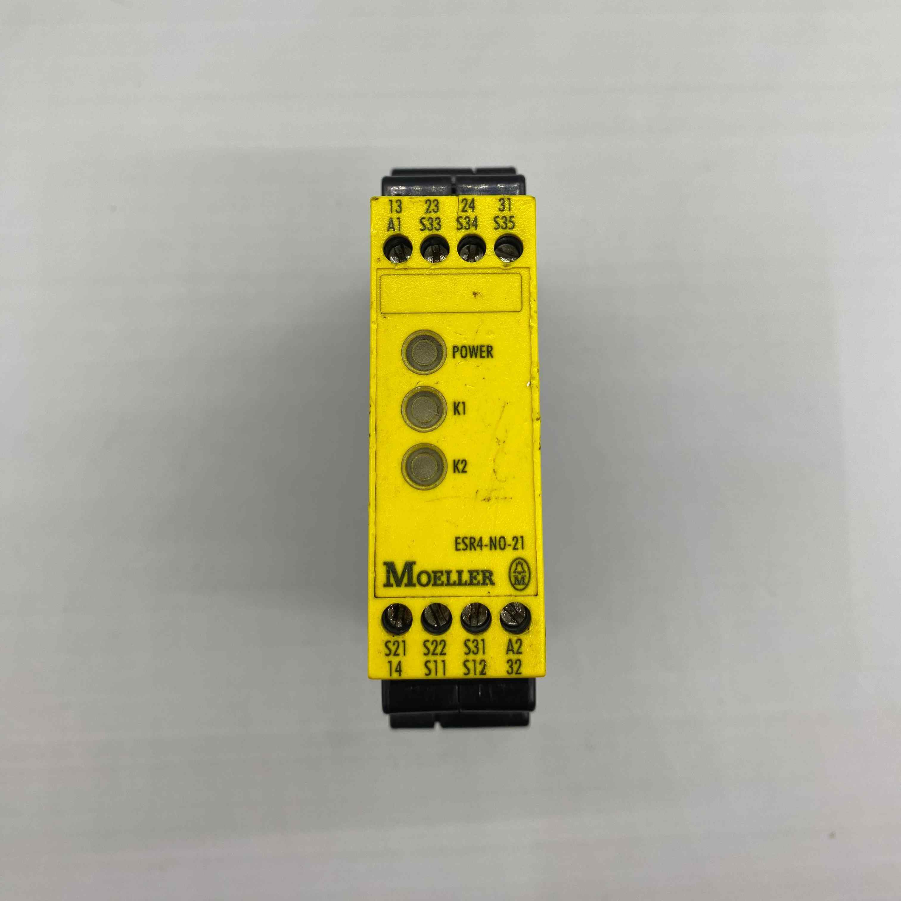 MOELLER ESR4-N0-21  EMNİYET RÖLESİ