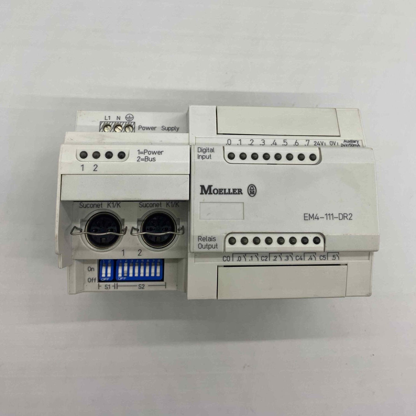 MOELLER EM4-111-DR2  PLC
