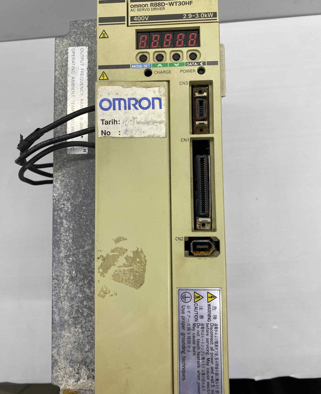 OMRON R88D-WT30HF 3KW 380V SERVO SÜRÜCÜ