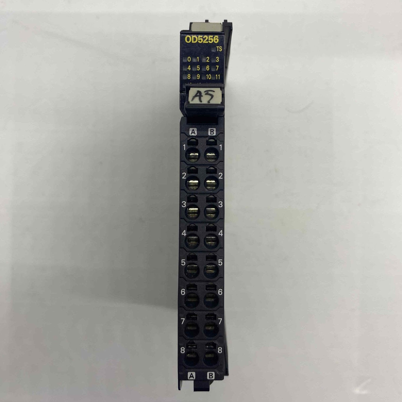 OMRON NX-OD5256  DİGİTAL ÇIKIŞ PLC MODUL