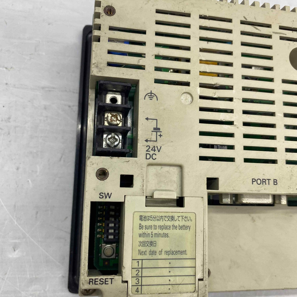 OMRON NS5-SQ10B-V2  EKRAN