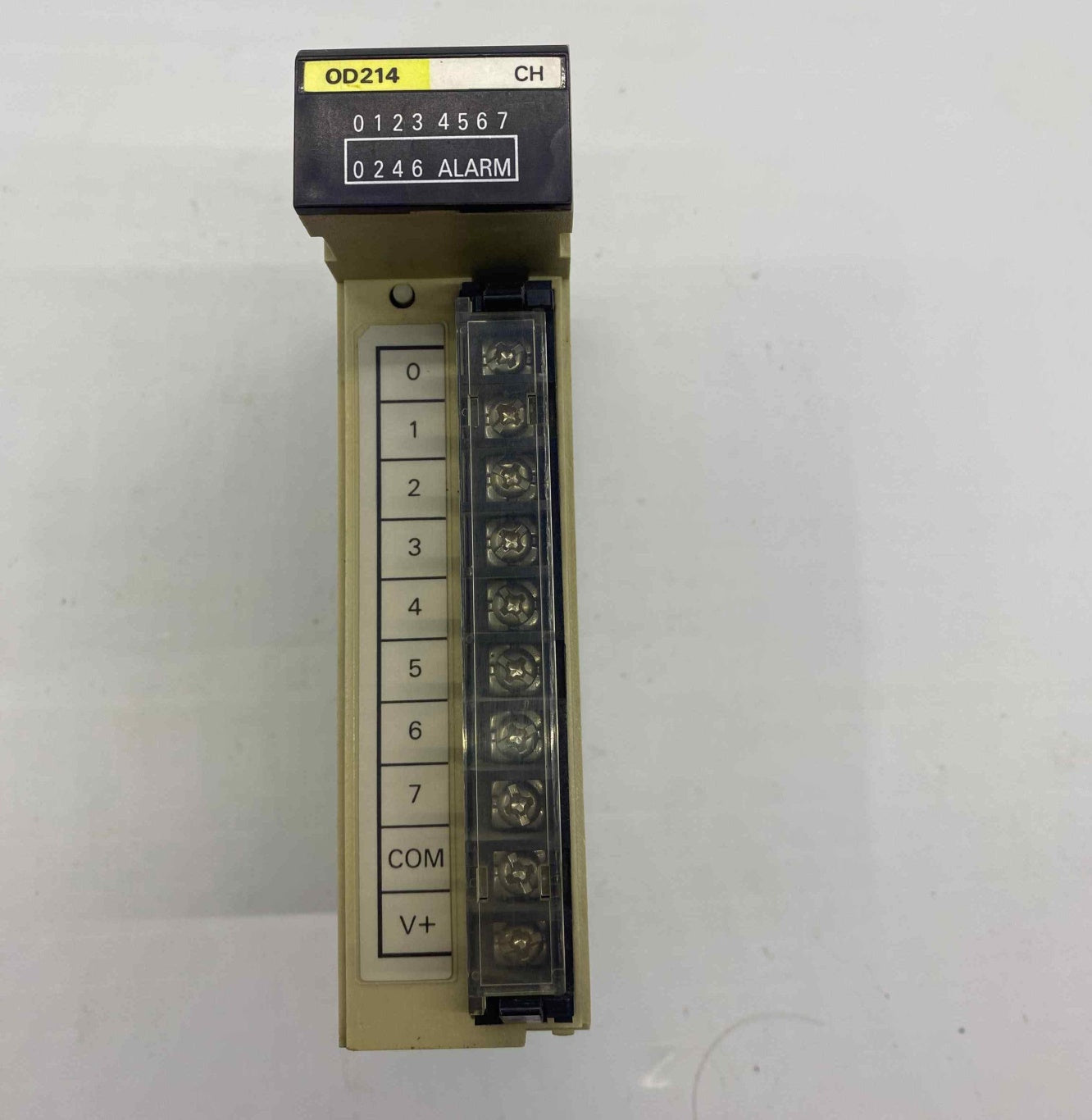 OMRON C200H-0D214   PLC MODUL