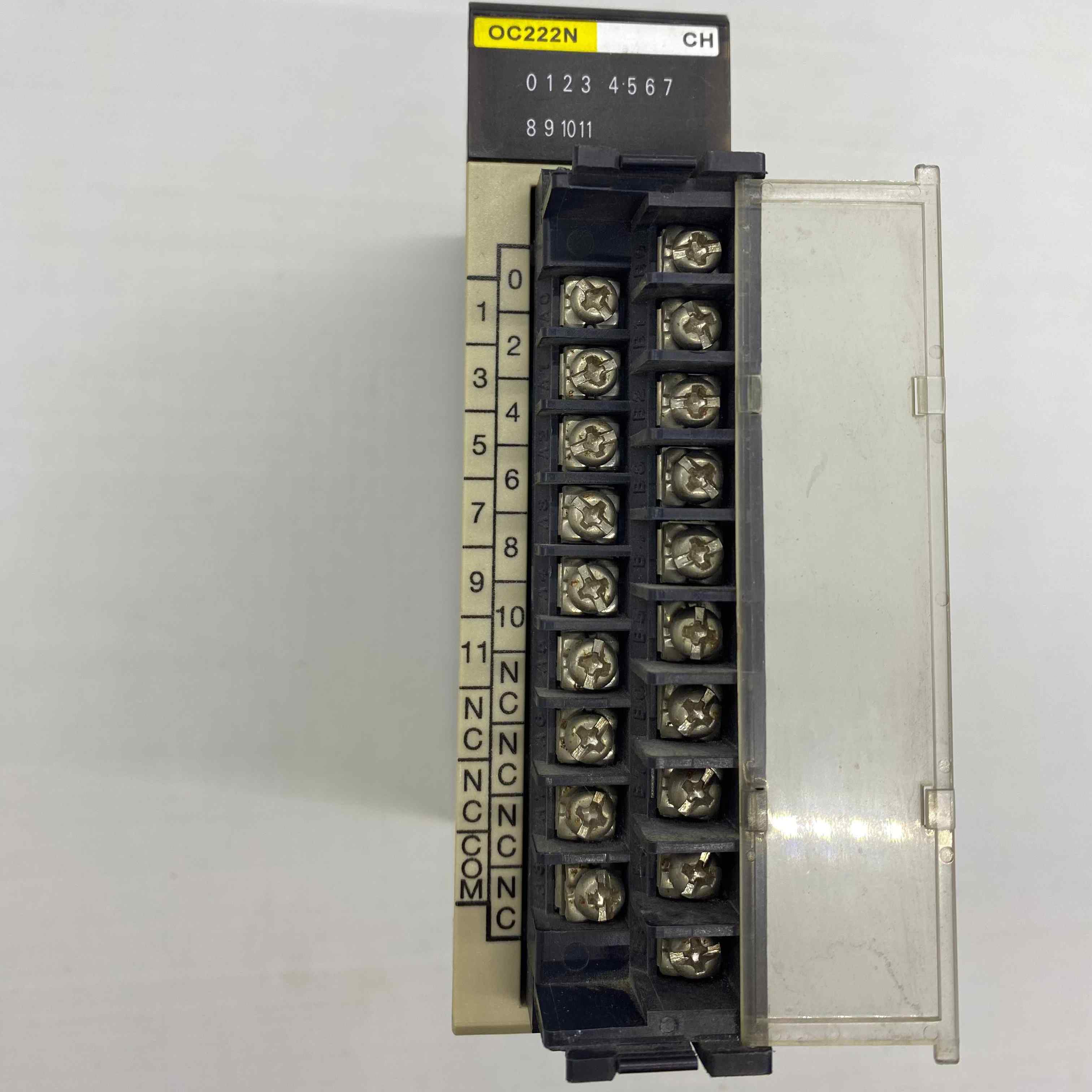 OMRON C200H-OC222N   PLC MODUL