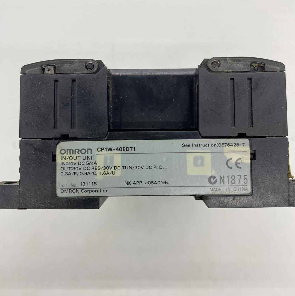 OMRON CP1W-40EDT1  PLC