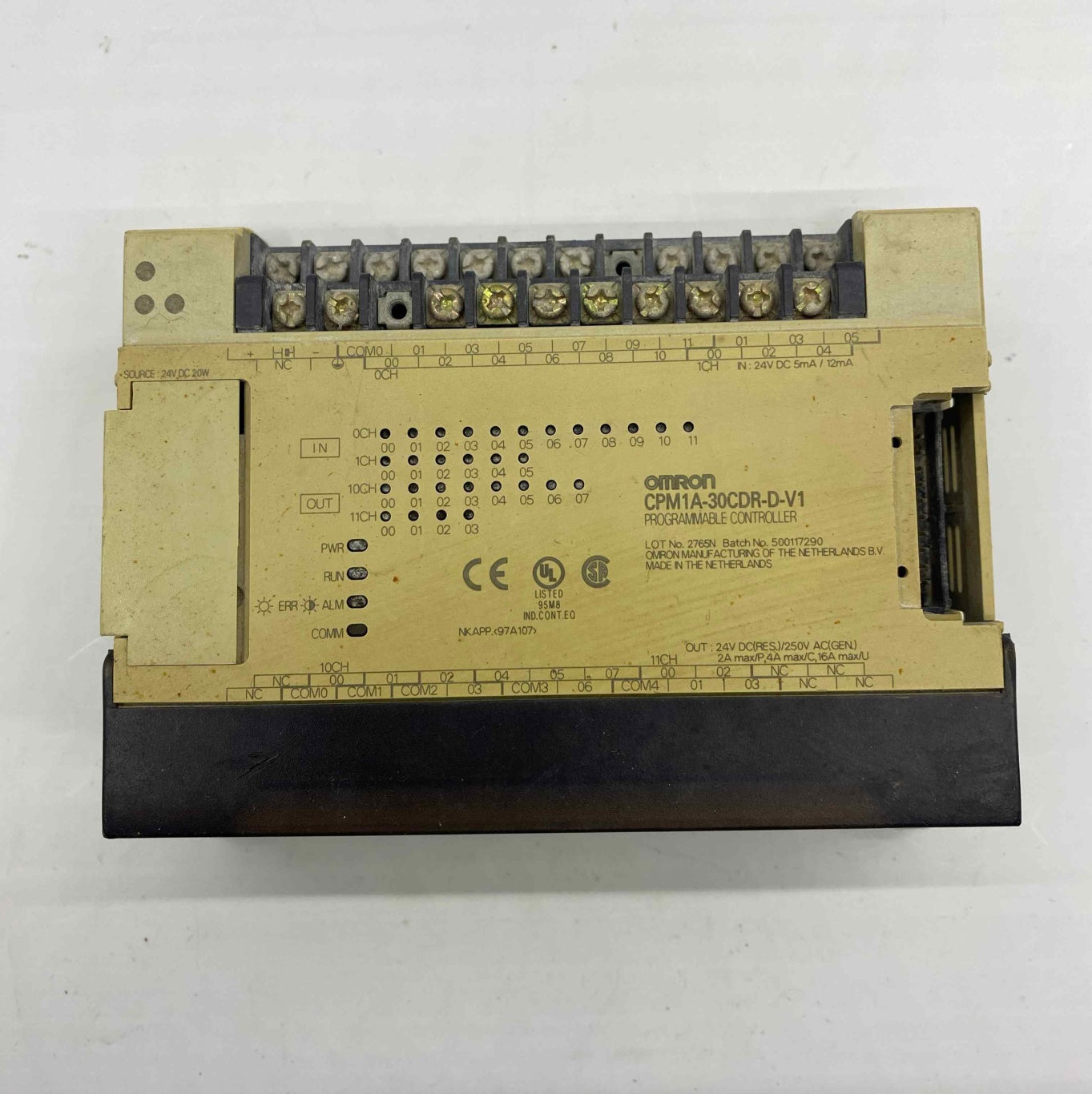 OMRON CPM1A-30CDR-D-V1  PLC