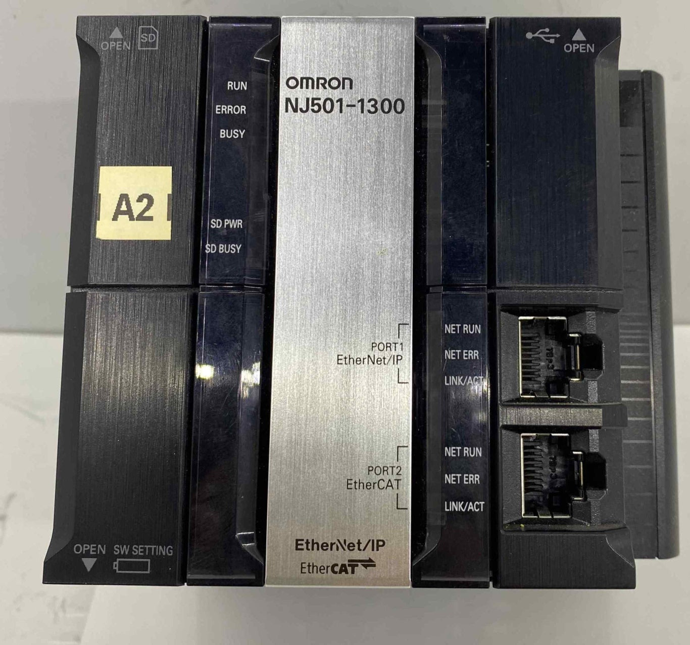OMRON NJ501-1300  PLC