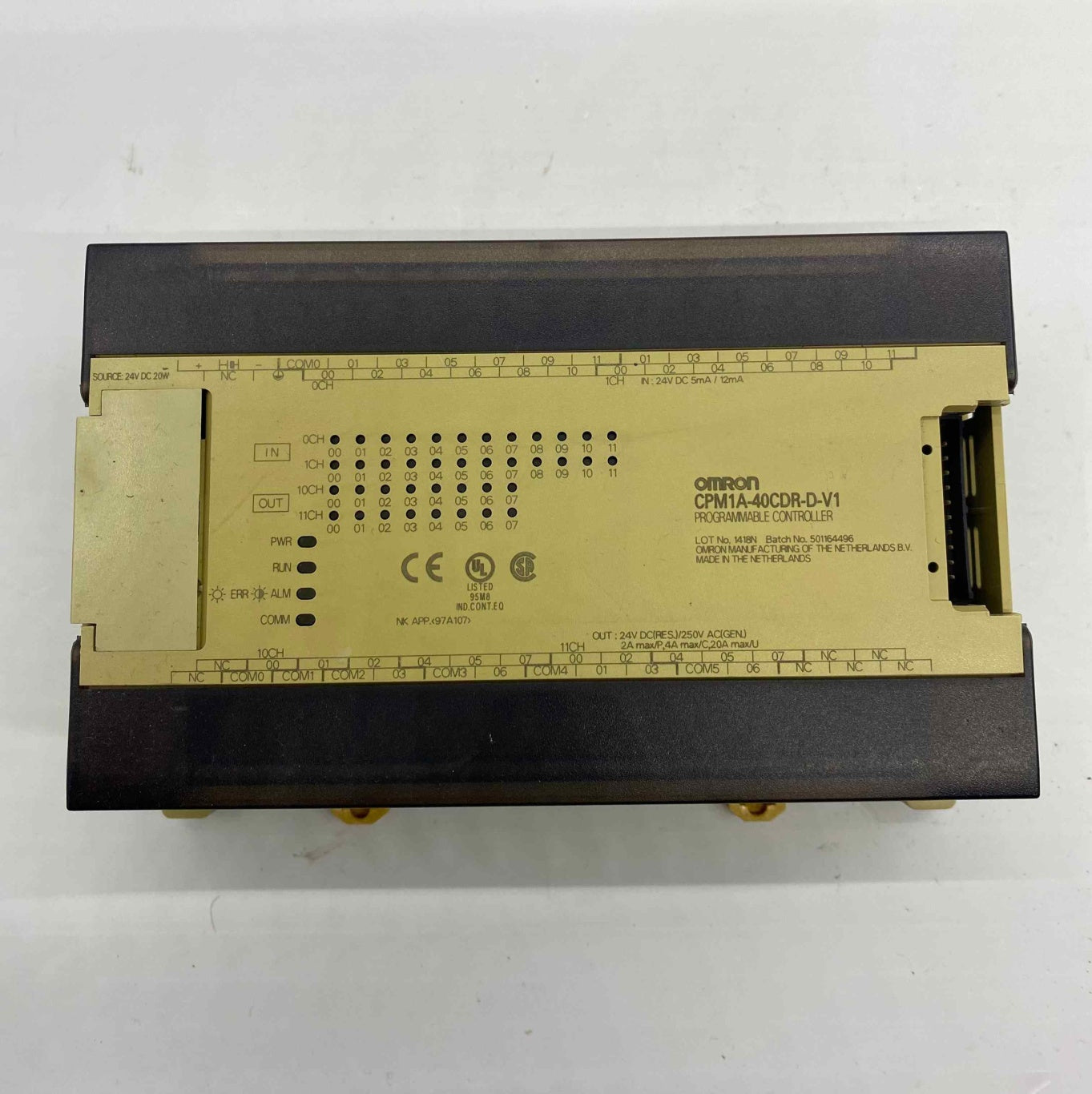 OMRON CPM1A-40CDR-D-V1  PLC