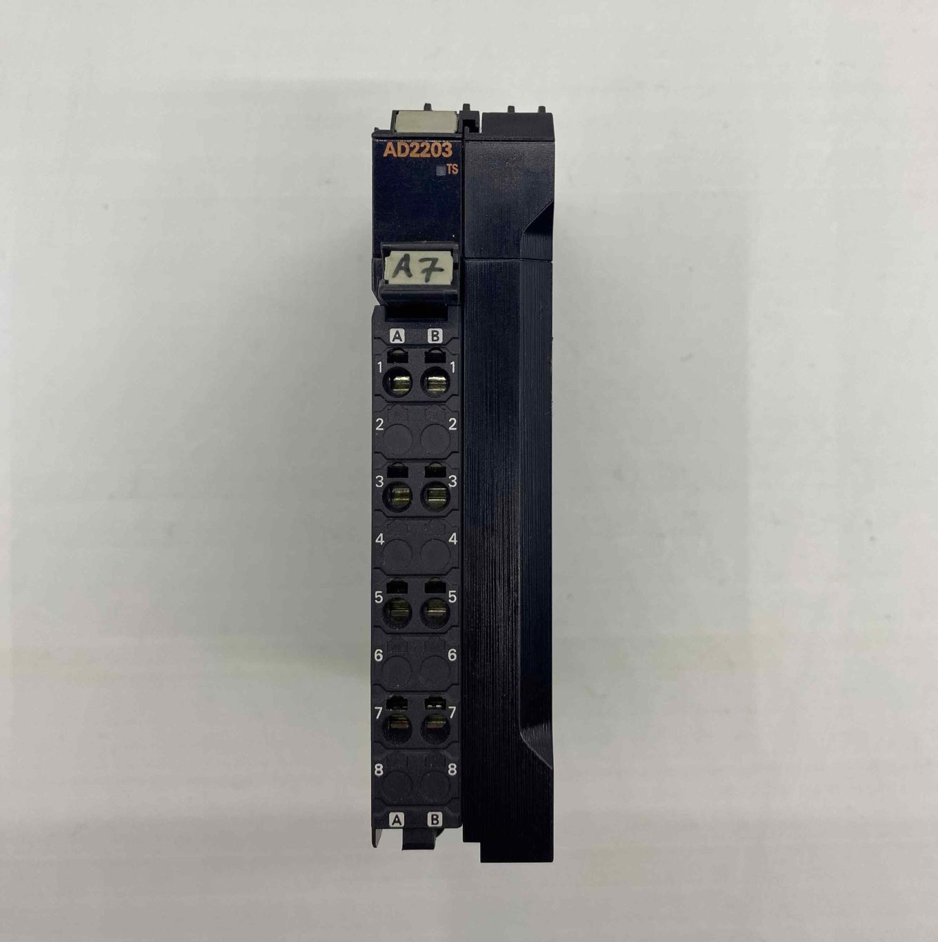 OMRON NX-AD2203   ANALOG INPUT PLC MODUL