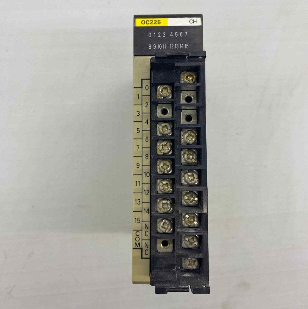 OMRON C200H - OC225  DİG. I/O PLC MODUL