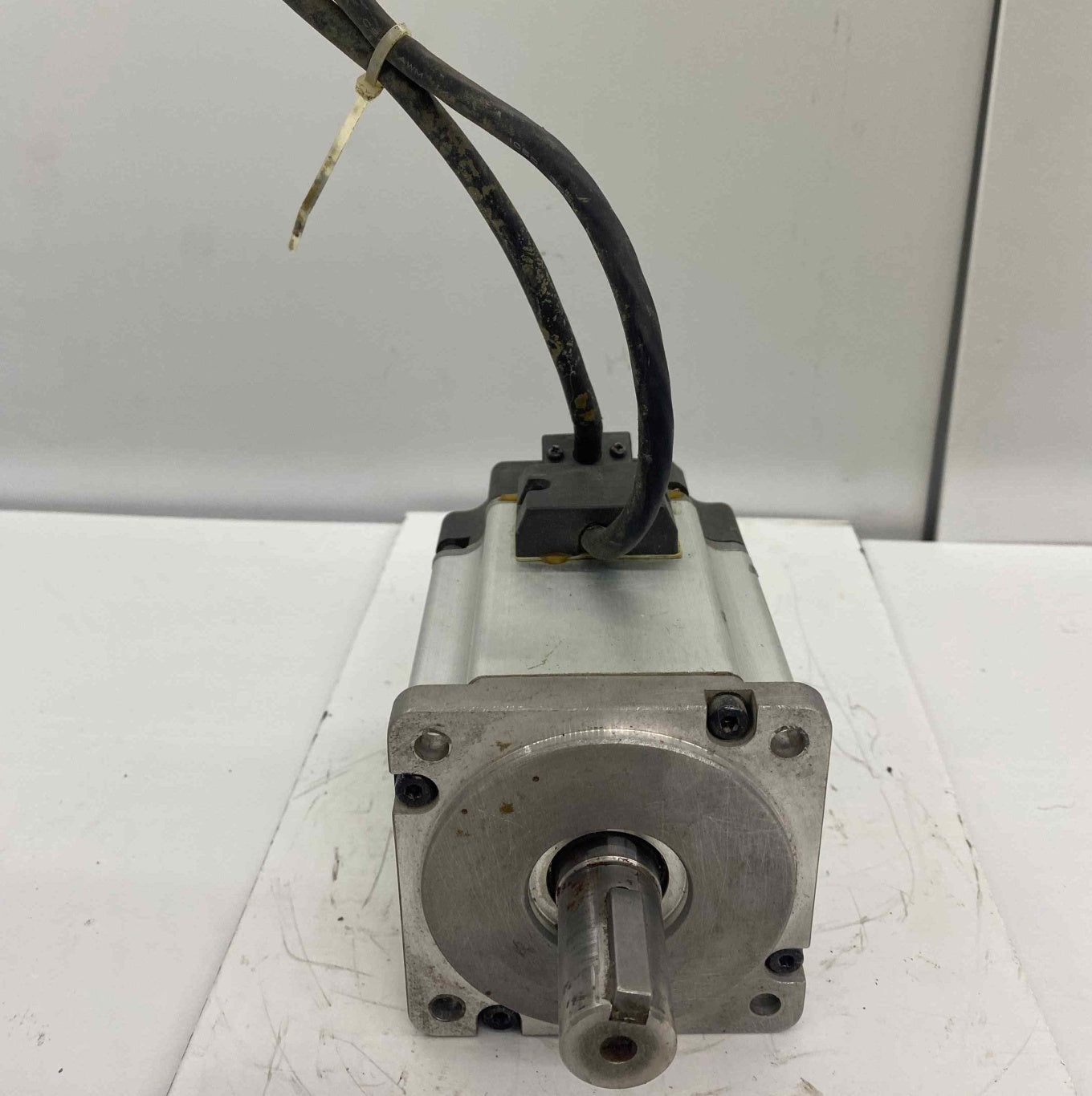 PANASONİC [MSMD082P1S]  SERVO MOTOR