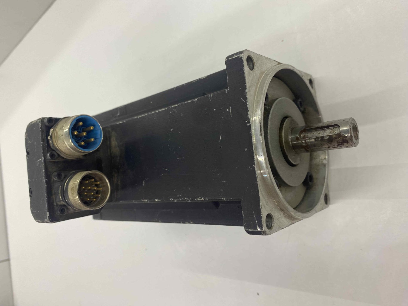 PARKER [SMB8230038142IB64-400]  SERVO MOTOR