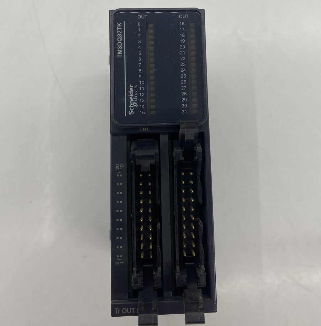 SCHNEİDER TM3DQ32TK 32 Lİ I/O PLC
