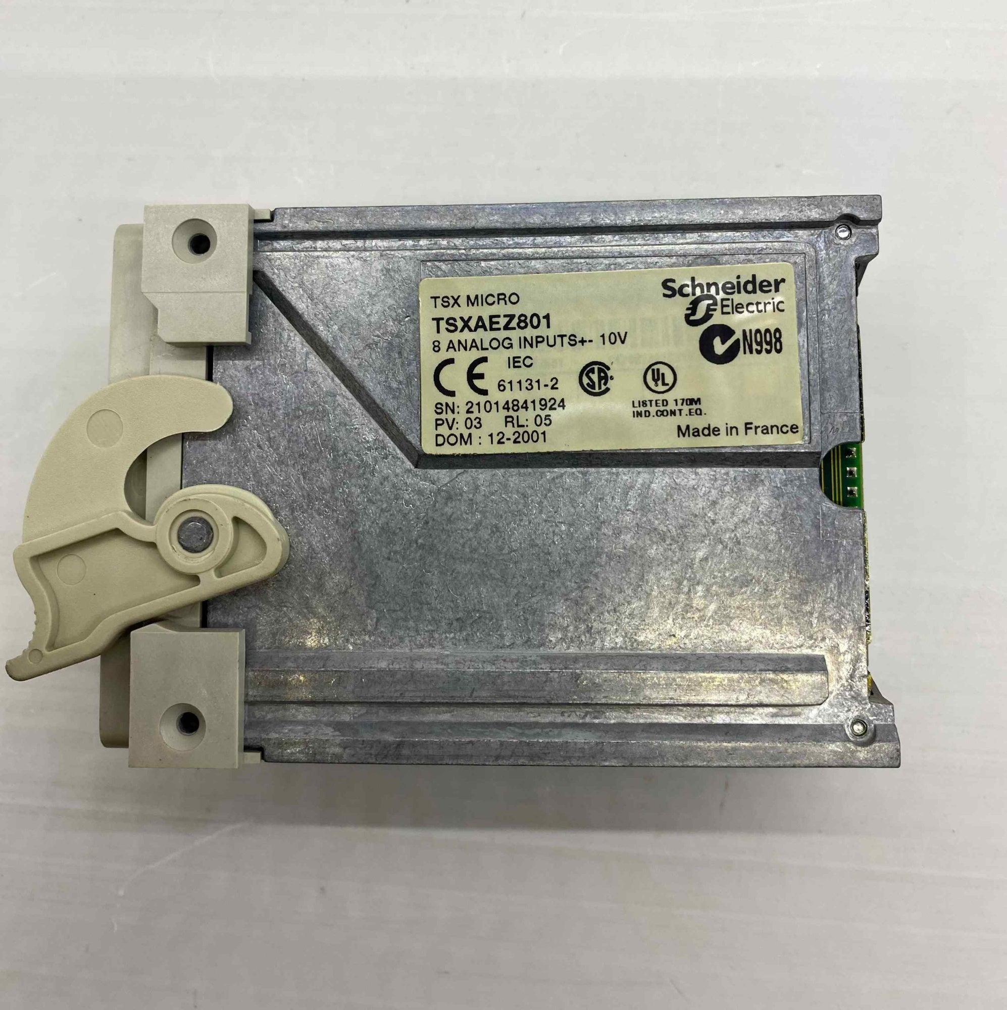 SCHNEİDER TSXAEZ801  PLC