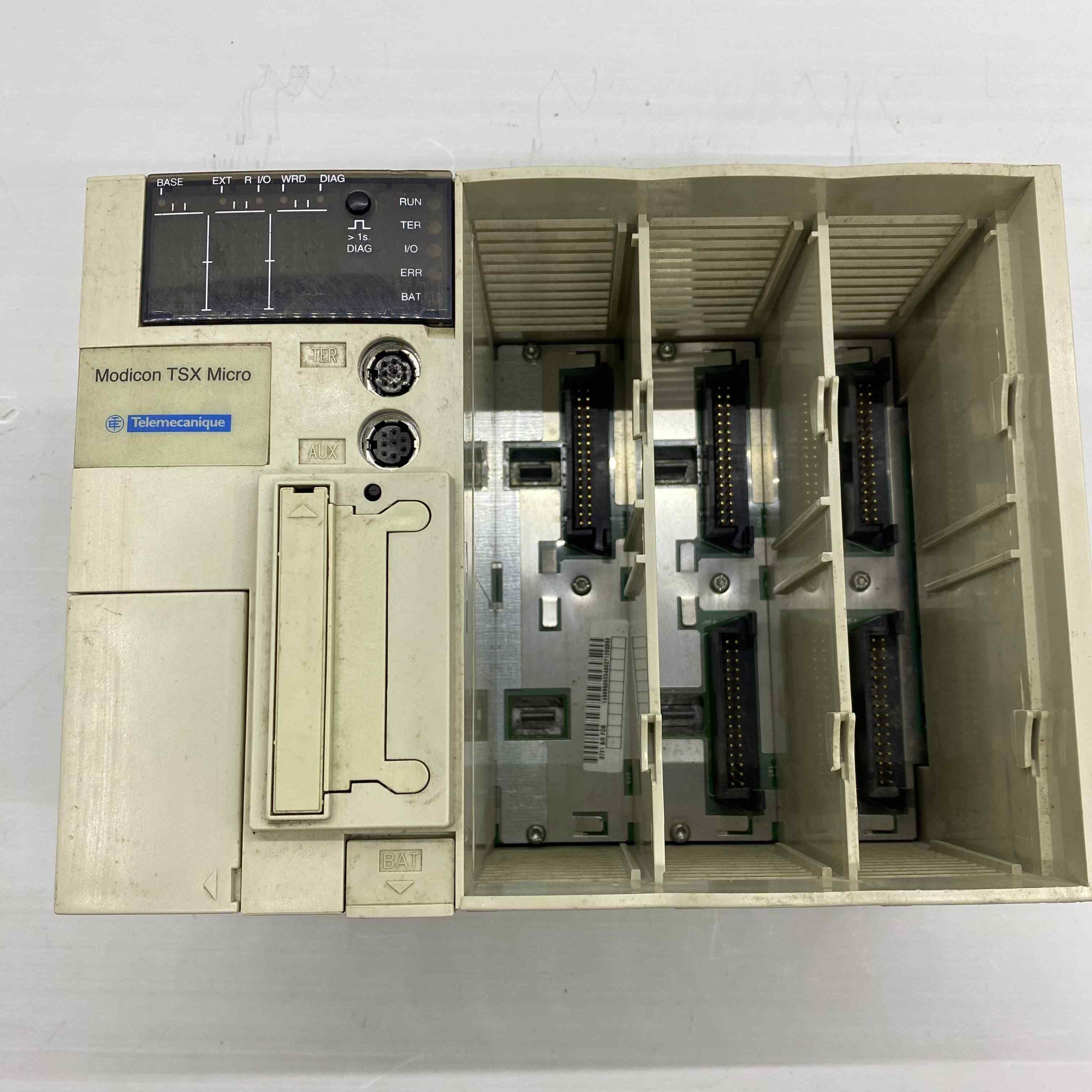 SCHNEİDER TSX3721001  PLC TERMİNAL BLOĞU