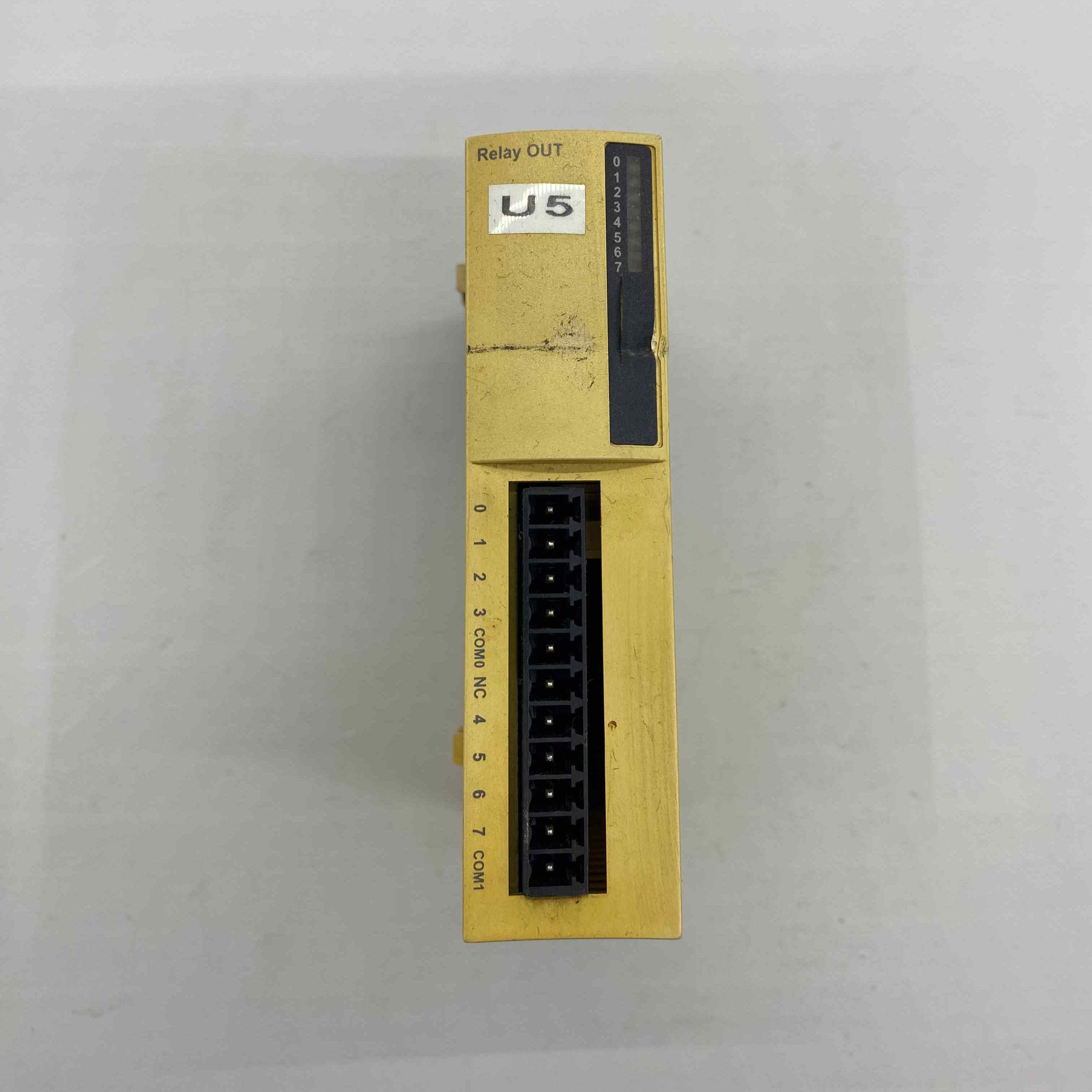 SCHNEIDER TWDDRA8RT   PLC MODUL