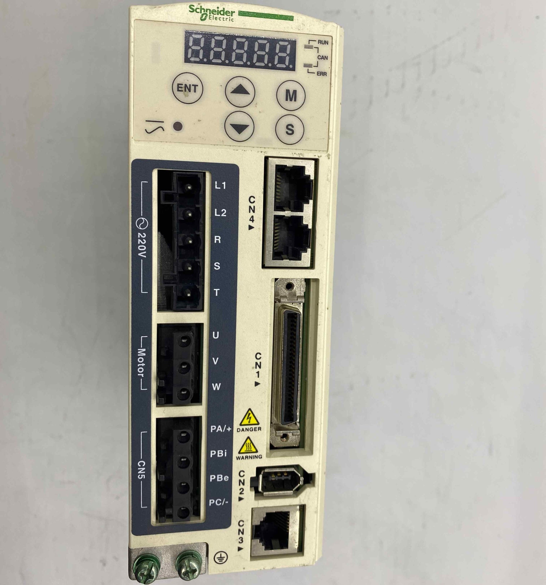 SCHNEIDER LXM23DU01M3X  0.10KW 220V  SERVO SÜRÜCÜ