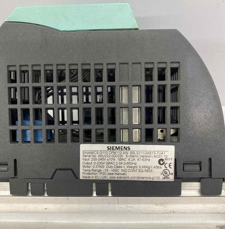 SIEMENS 6SL3 211-0AB13-7UA1 6SL3211-0AB13-7UA1 0.37KW 220V  SÜRÜCÜ