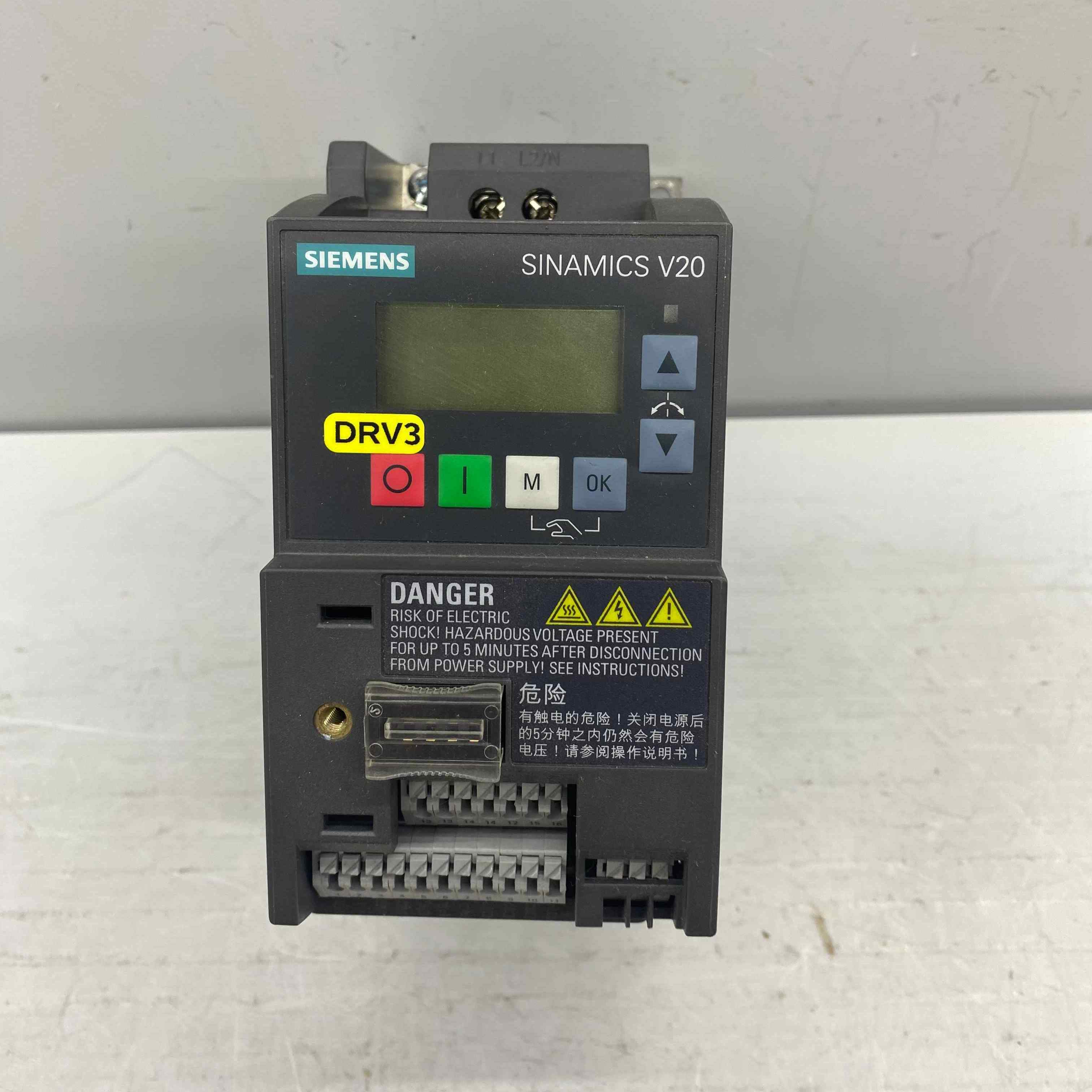 SIEMENS 6SL3210-5BB12-5UV1 0.25KW 220V SÜRÜCÜ