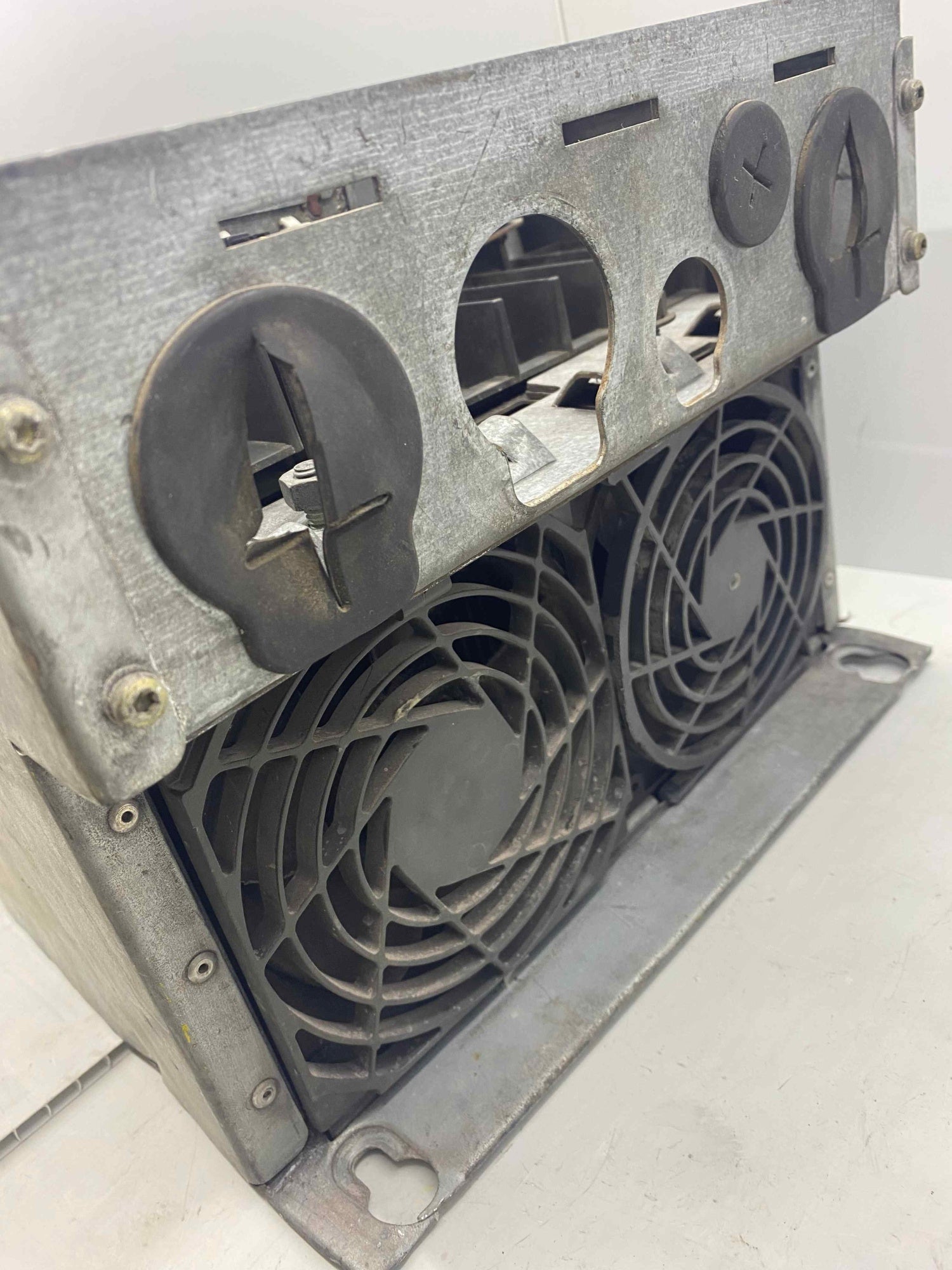 SIEMENS 6SE6440-2AD33-7EA1 37/45KW 380V SÜRÜCÜ