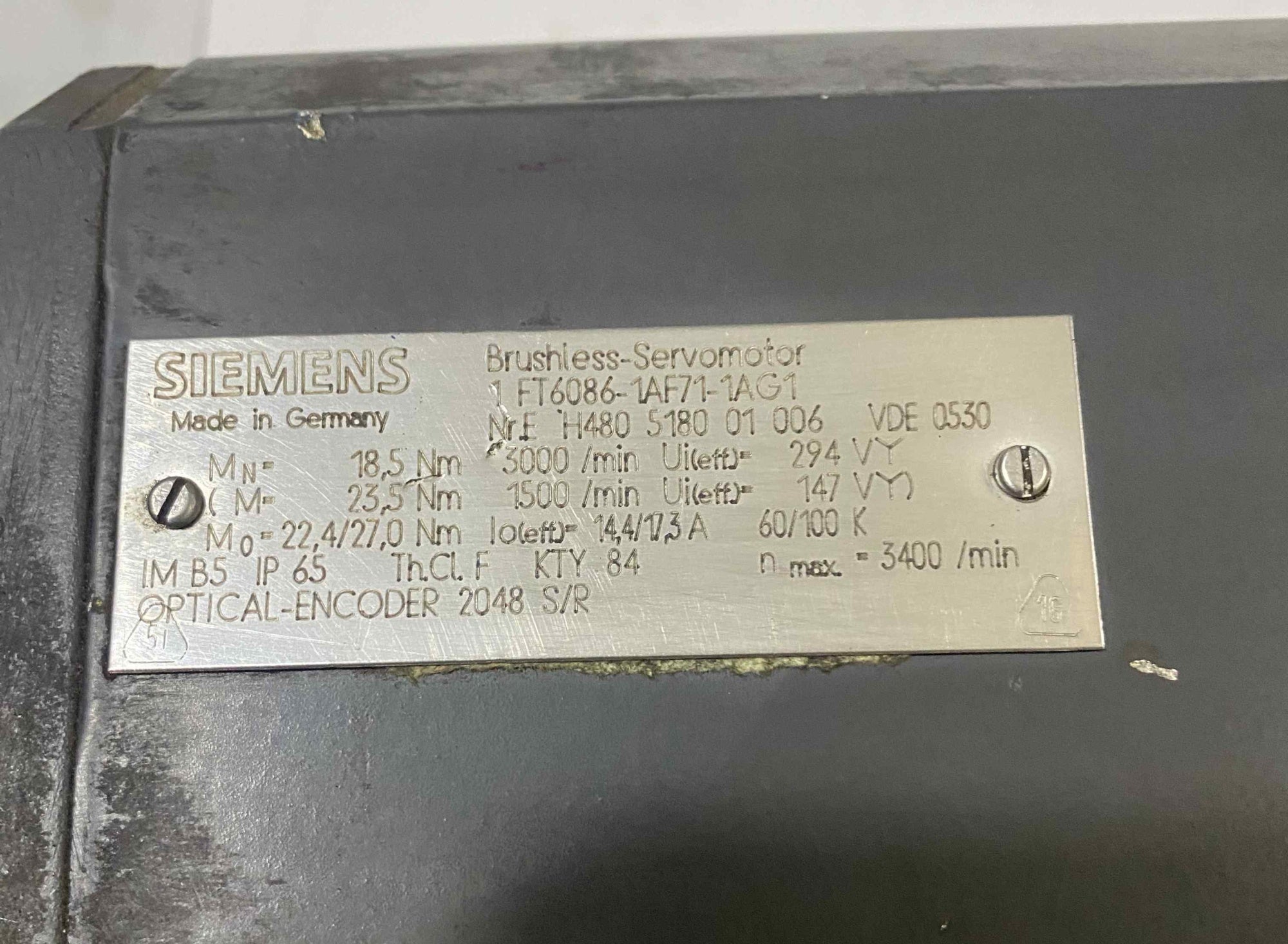 SIEMENS [1FT6086-1AF71-1AG1]  SERVO MOTOR