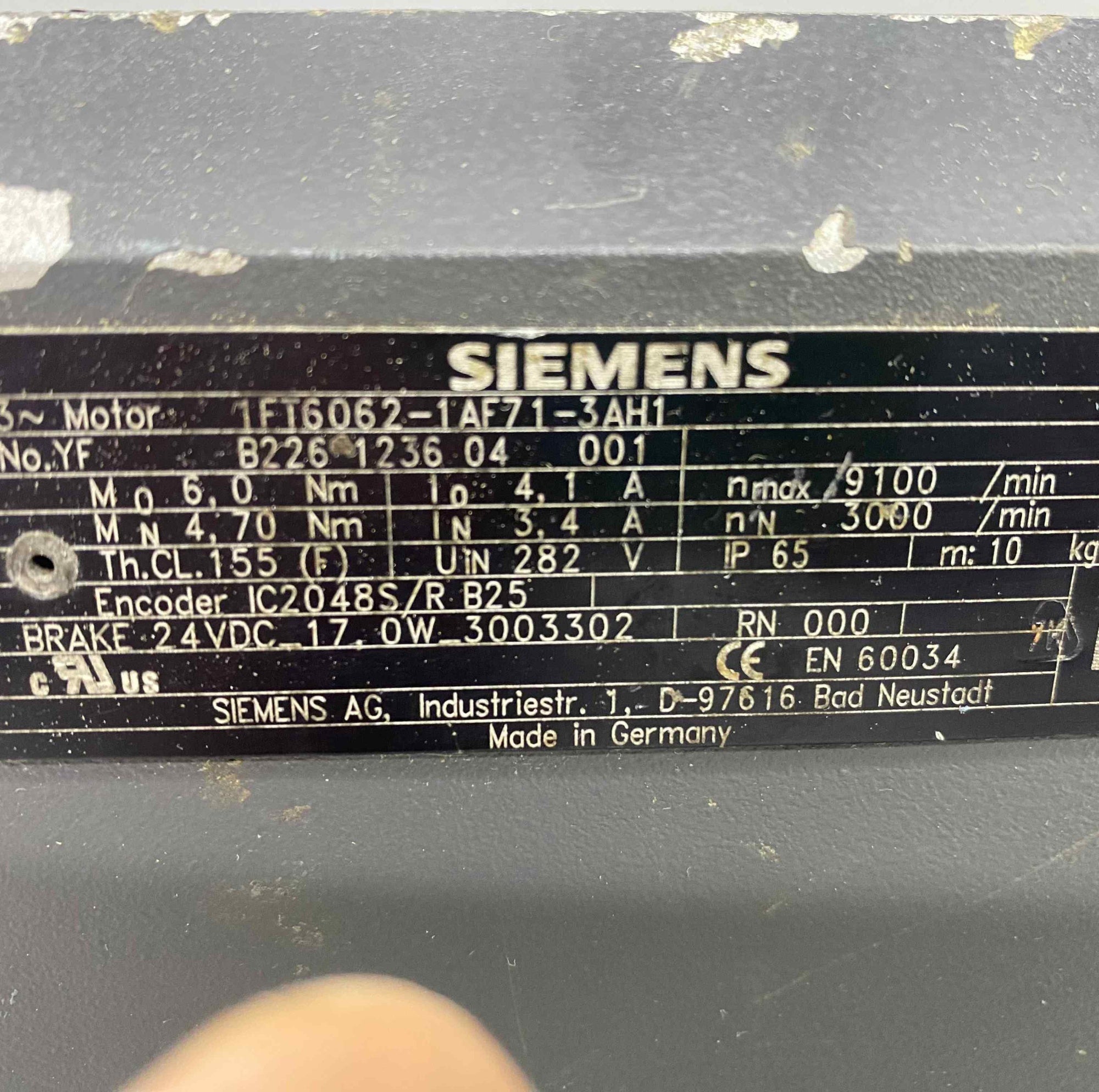 SIEMENS [1FT6062-1AF71-3AH1]  SERVO MOTOR