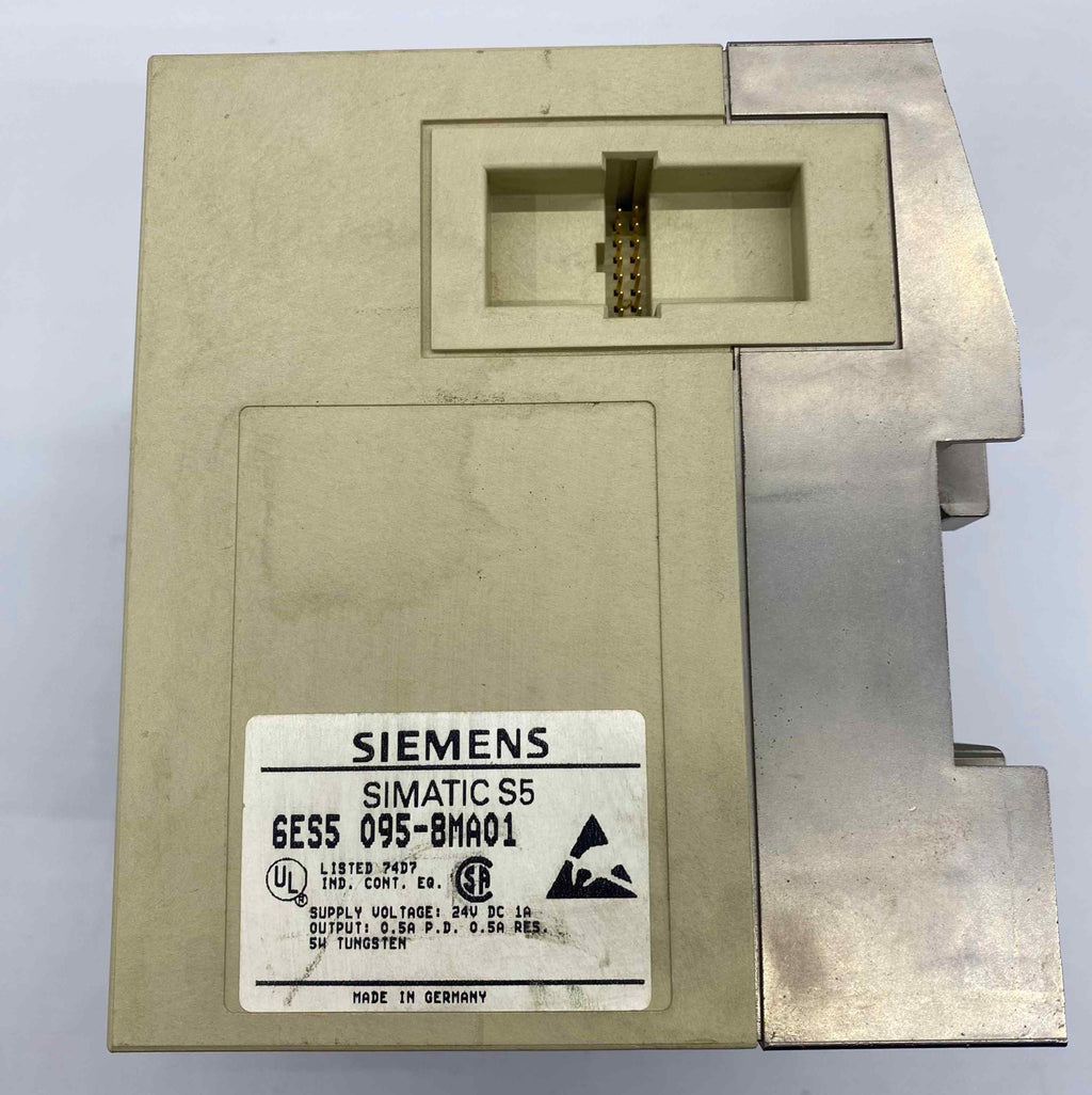 SIEMENS 6ES5 095-8MA01  PLC