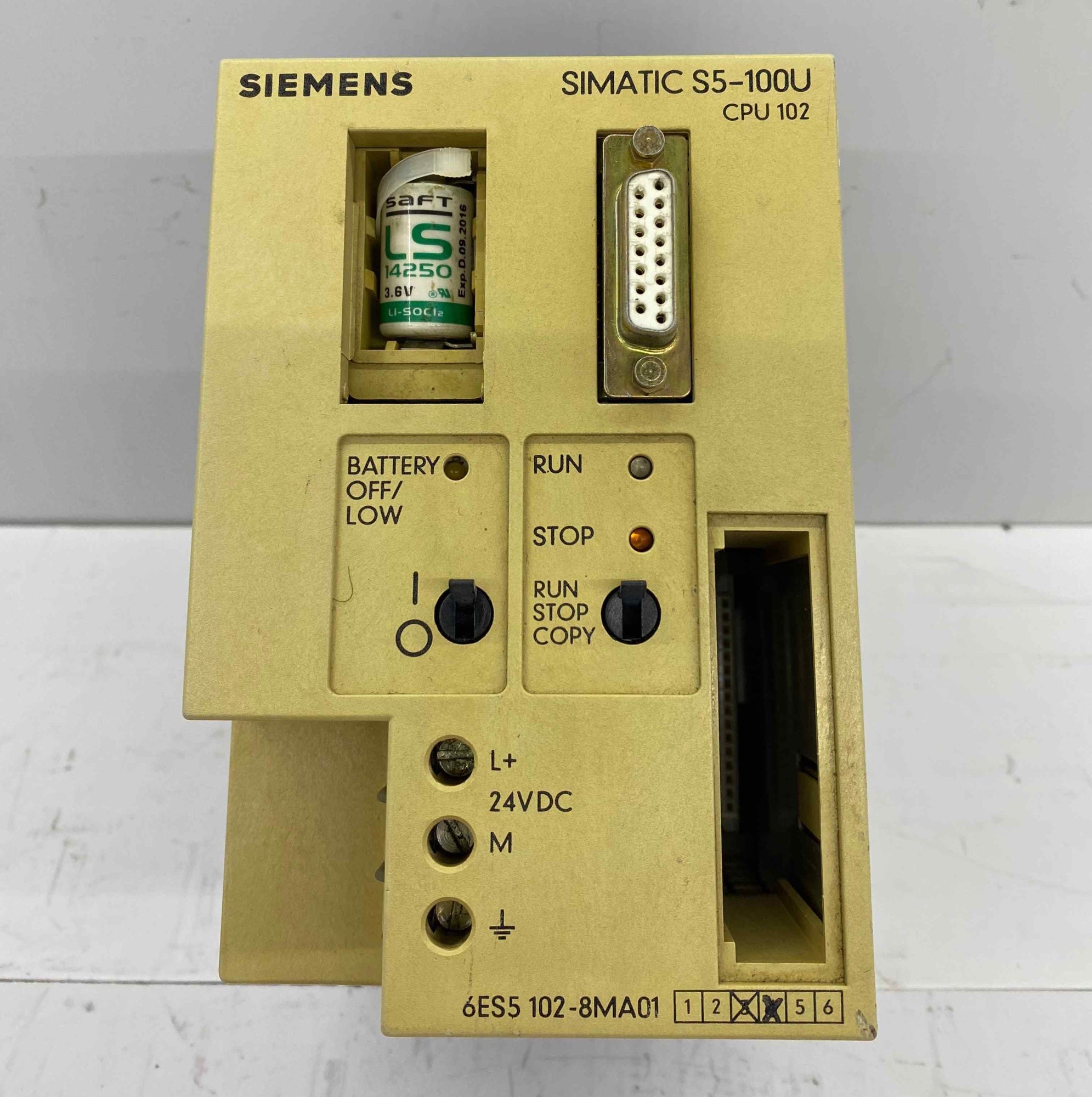 SIEMENS 6ES5 102-8MA01  PLC