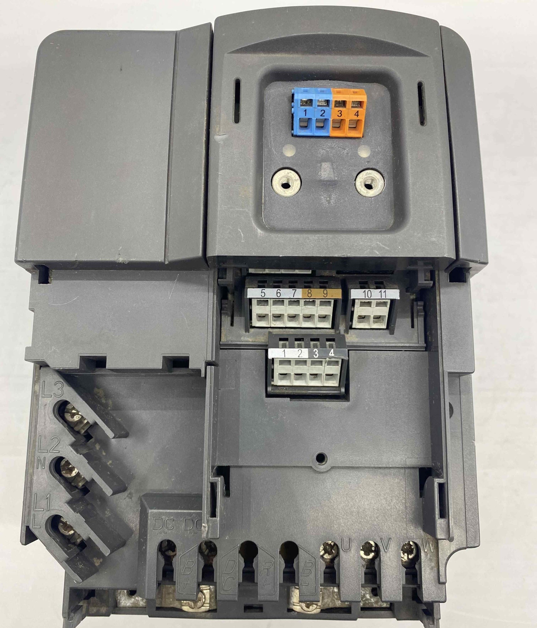 SIEMENS 6SE6420-2UC22-2BA1 2.2KW 220V SÜRÜCÜ