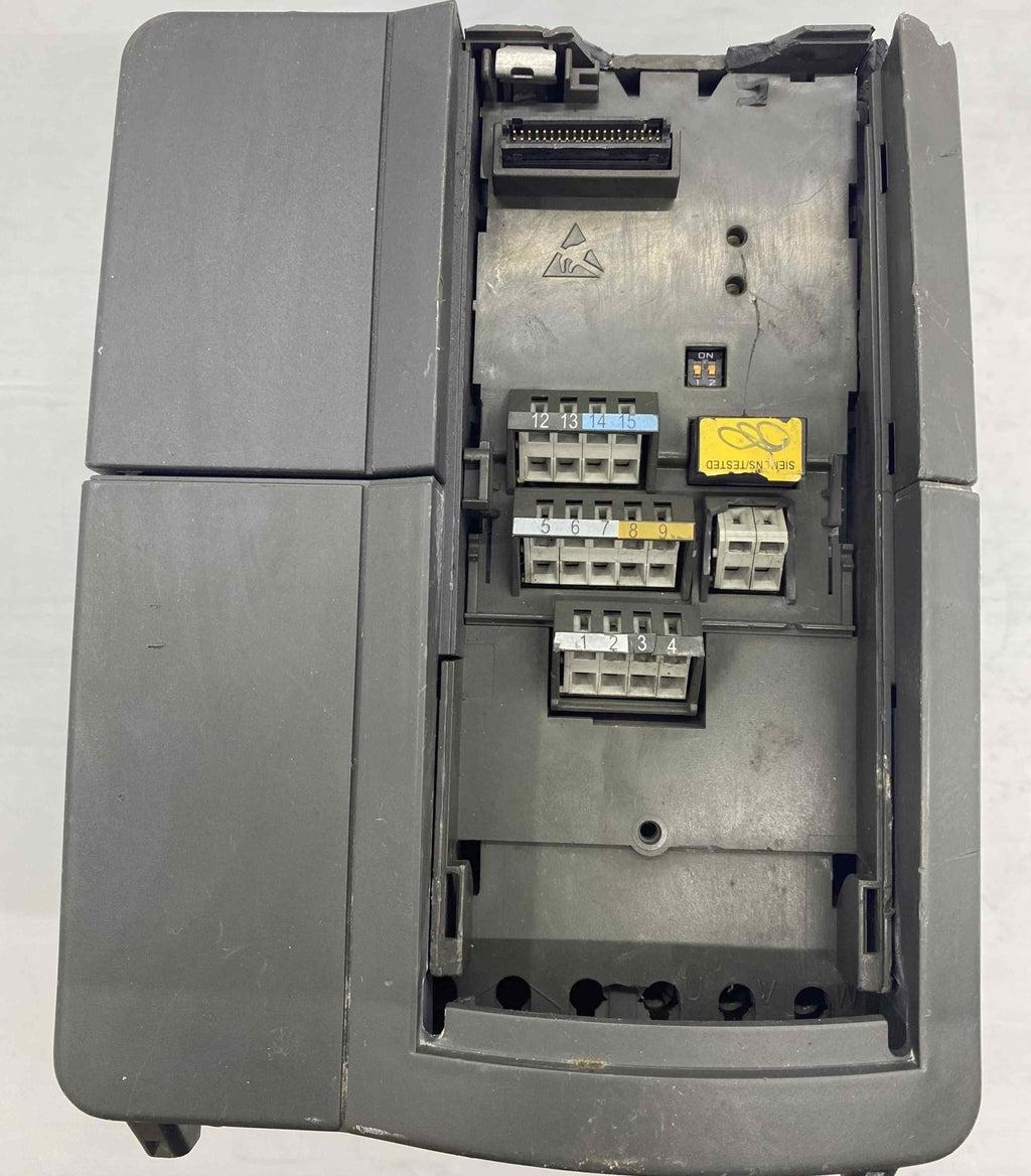 SIEMENS 6SE6420-2AD23-0BA1 3KW 380V SÜRÜCÜ