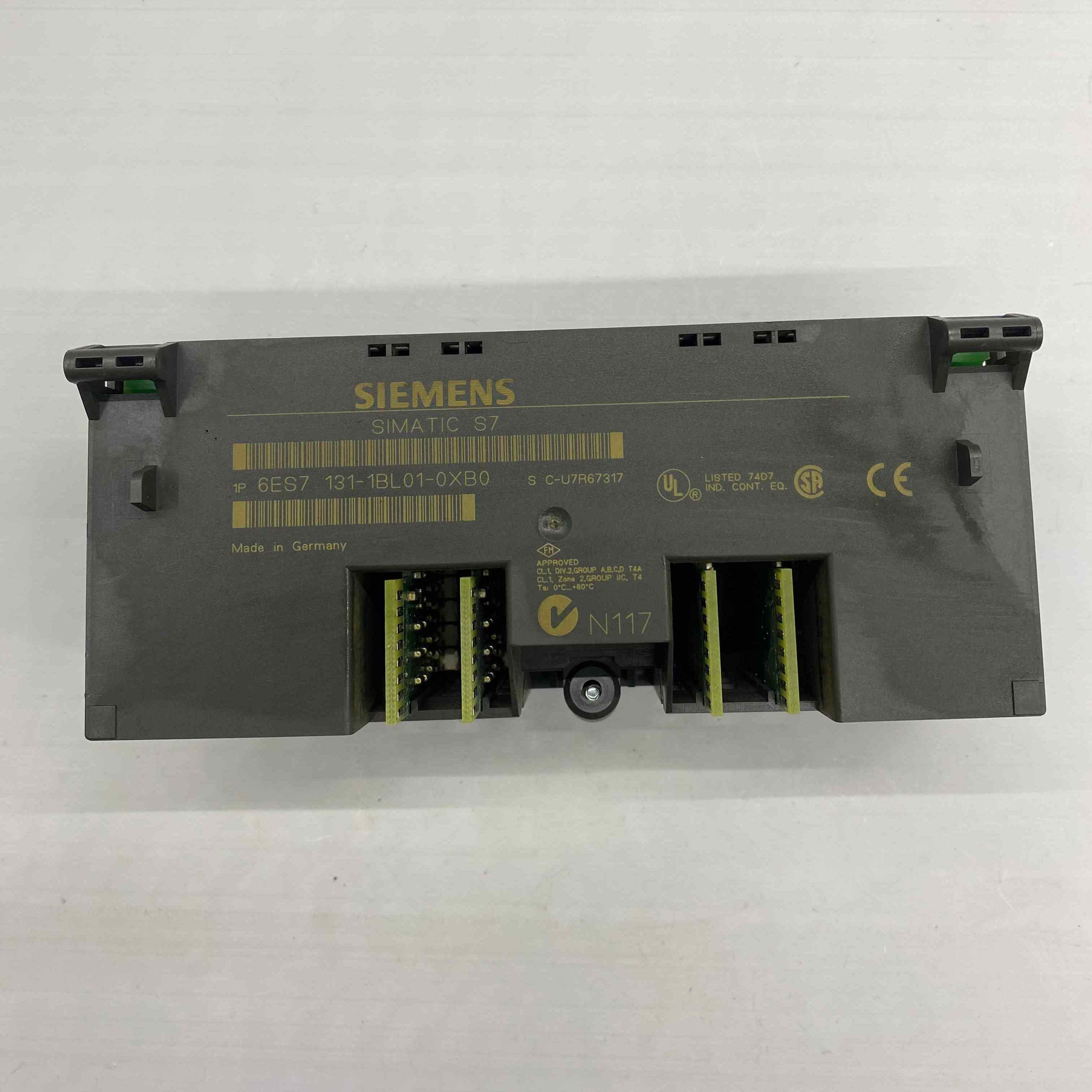 SIEMENS 131-1BL01-0XB0  PLC