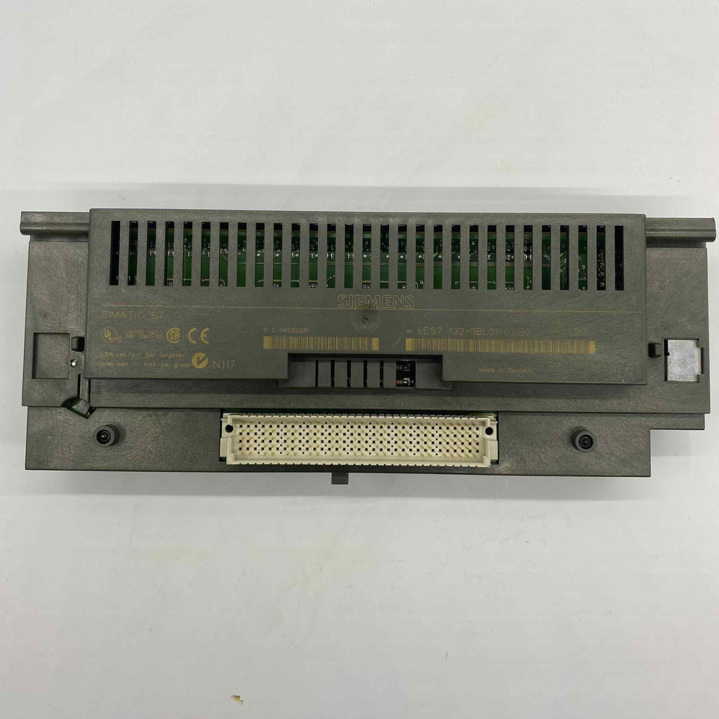 SIEMENS 6ES7132-0BL01-0XB0 ET 200B-32DO PLC