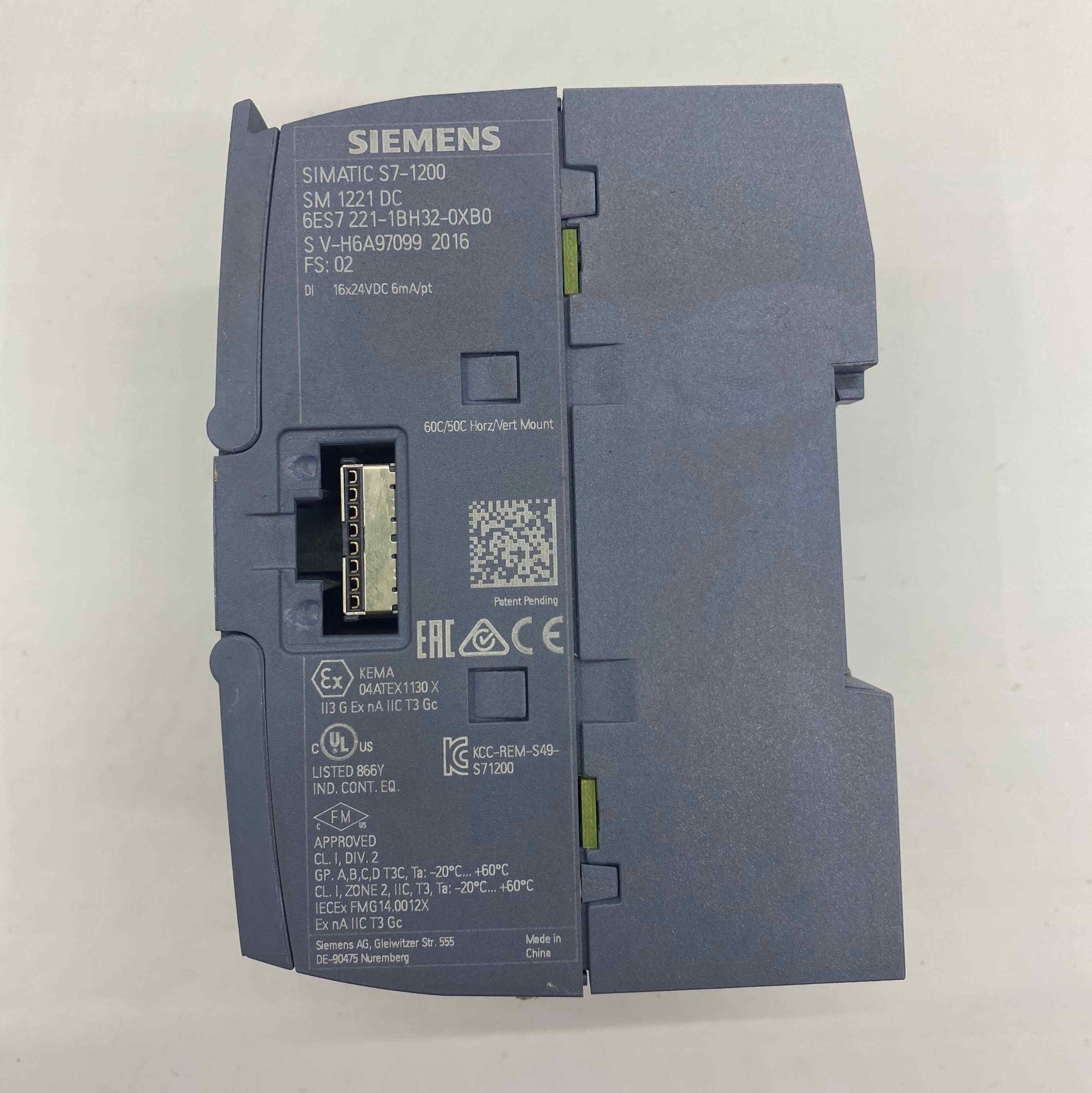 SIEMENS 6ES7221-1BH32-0XB0  PLC