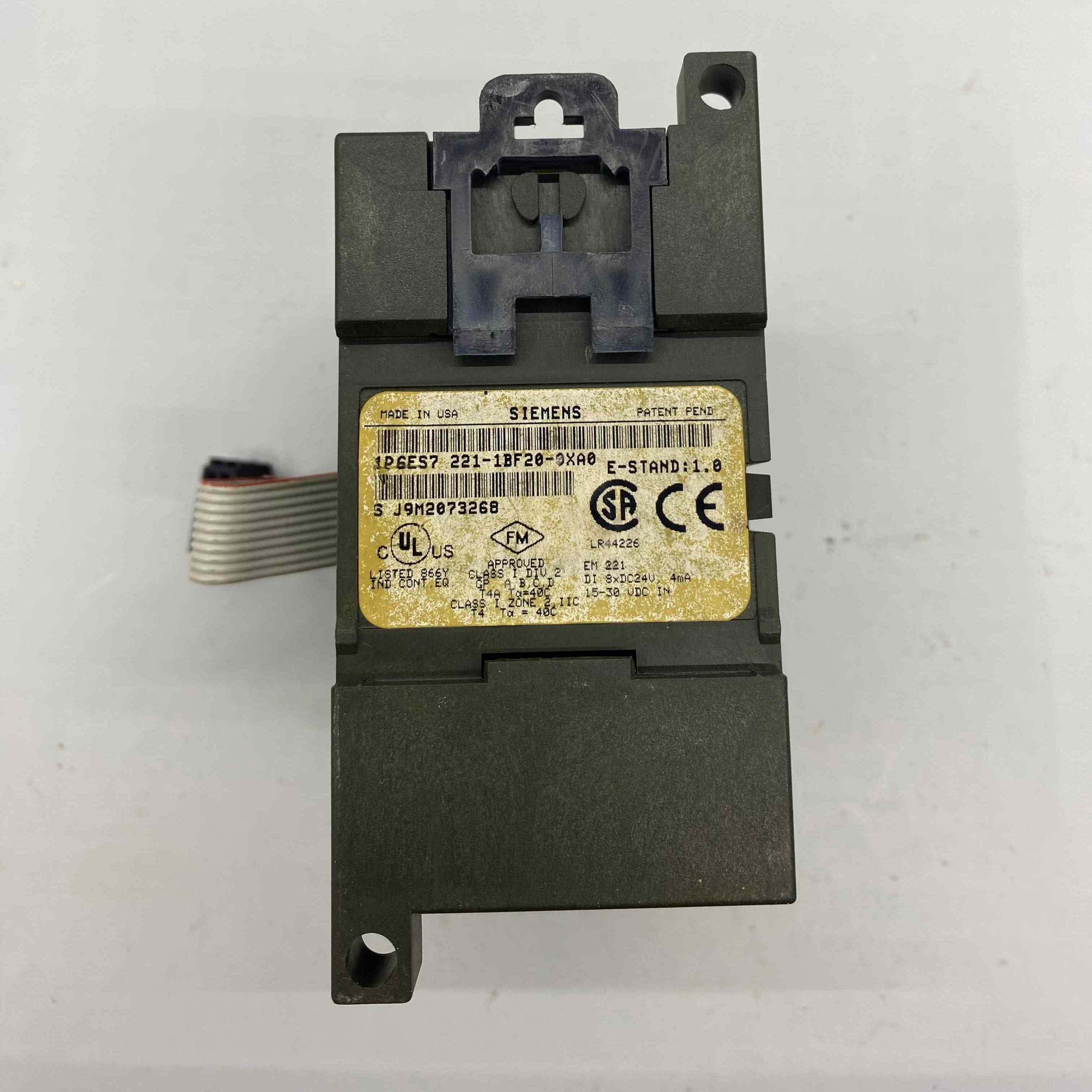 SIEMENS 6ES7221-1BF20-0XA0  PLC
