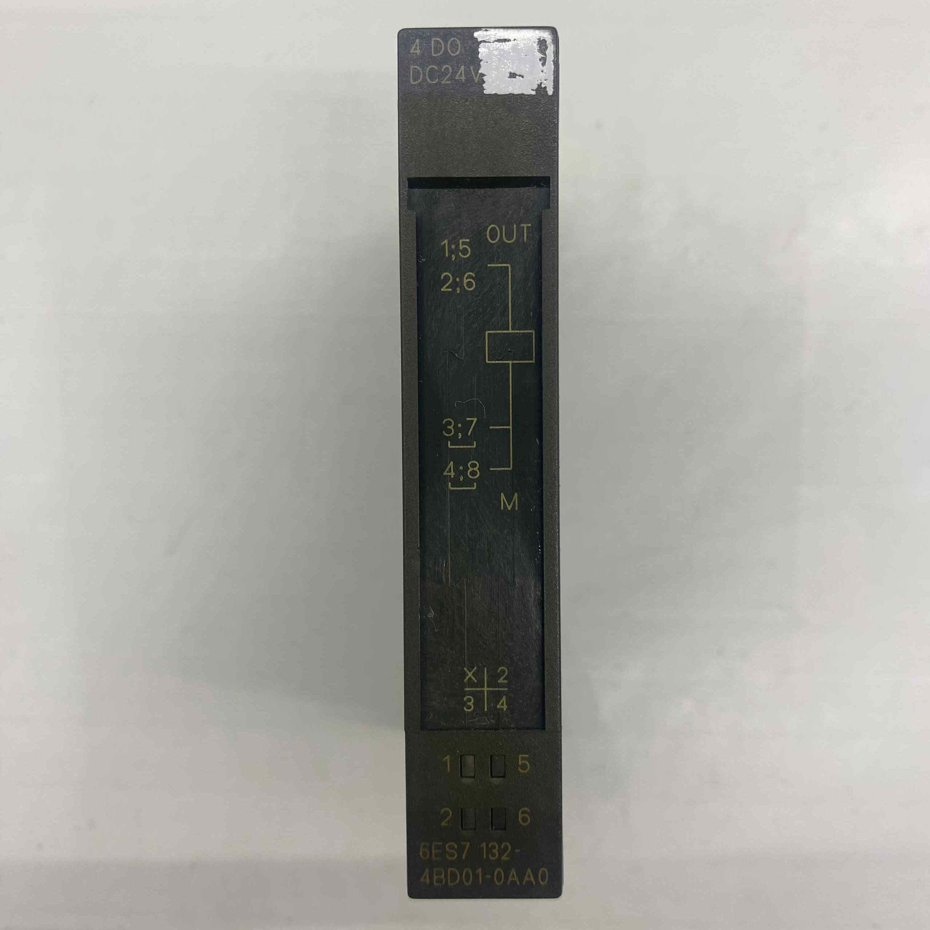 SIEMENS 6ES7132-4BD01-0AA0  PLC