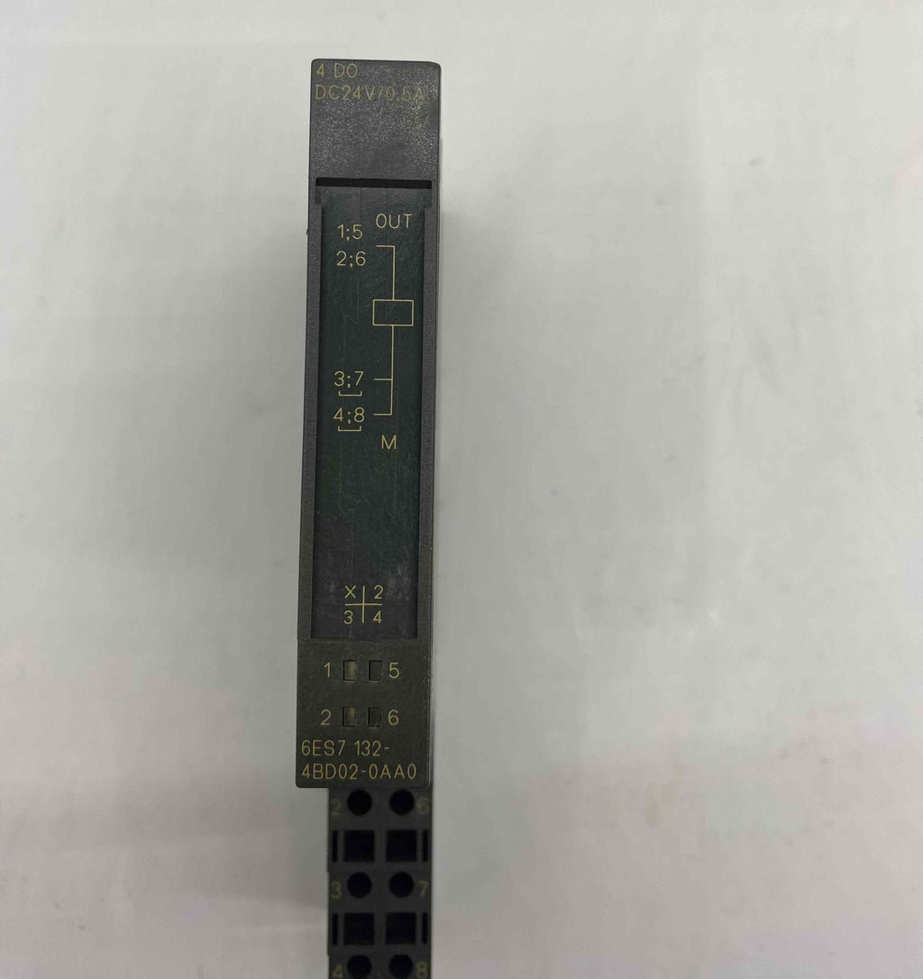 SIEMENS 6ES7132-4BD02-0AA0  PLC
