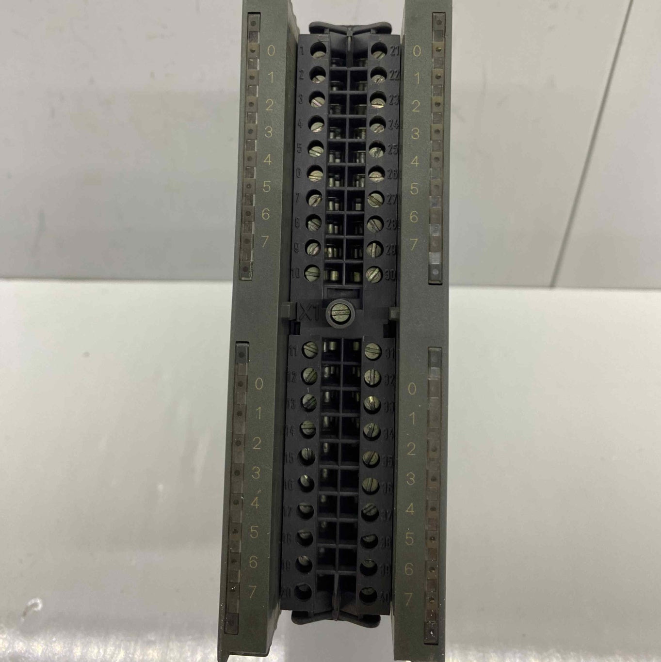SIEMENS 6ES7321-1BL00-0AA0  PLC