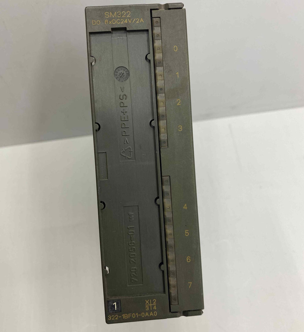 SIEMENS 6ES7322-1BF01-0AA0  PLC