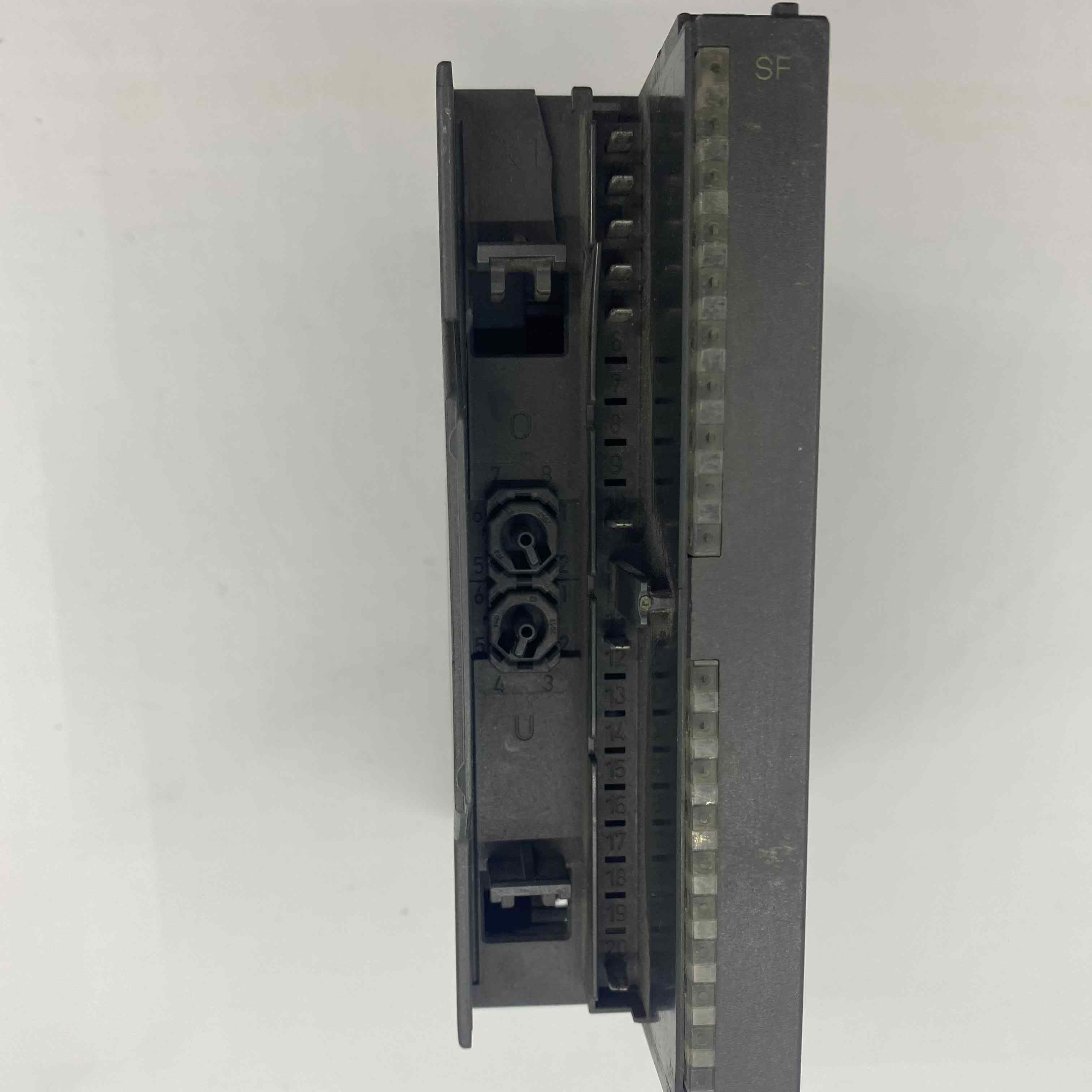SIEMENS 6ES7331-7KB02-0AB0  PLC