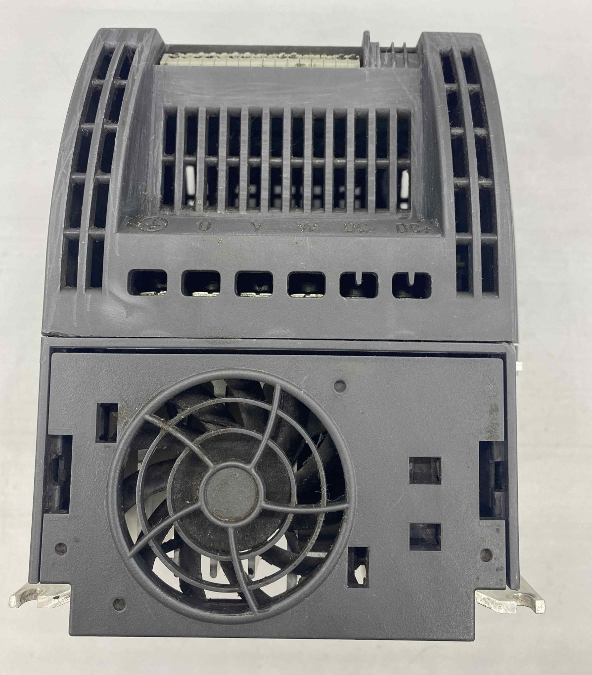 SIEMENS 6SL3210-5BB21-5UV0 1.5KW 220V SÜRÜCÜ