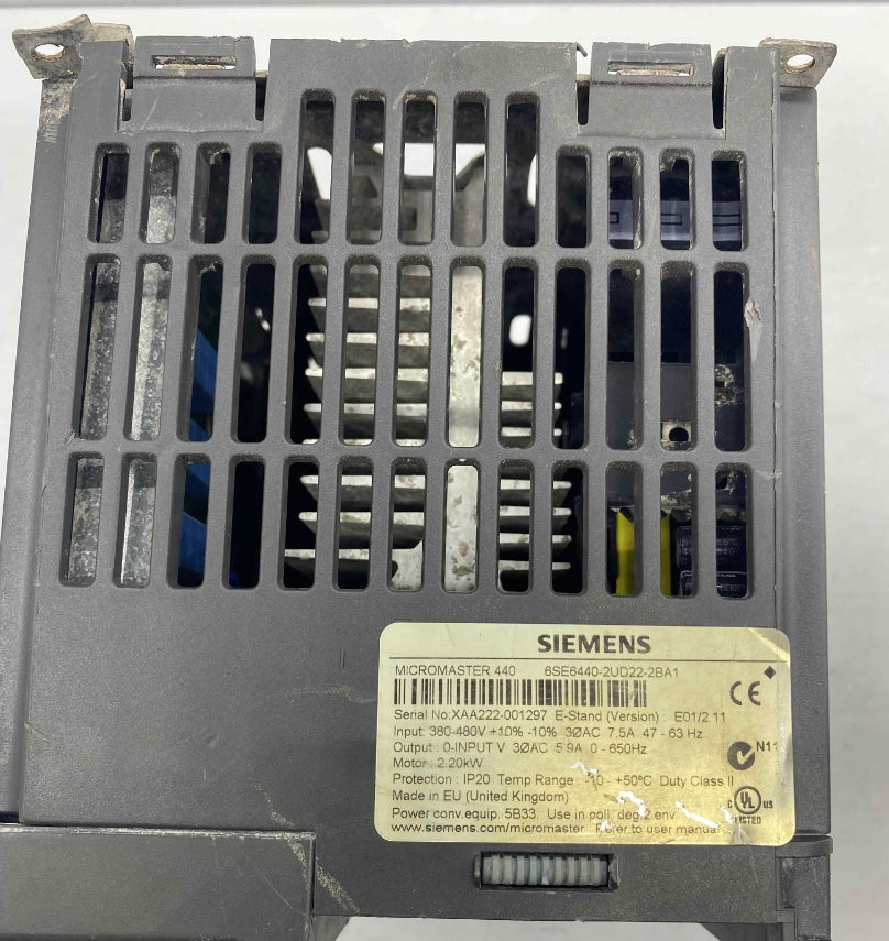 SIEMENS 6SE6440-2UD22-2BA1 2.2KW 380V SÜRÜCÜ
